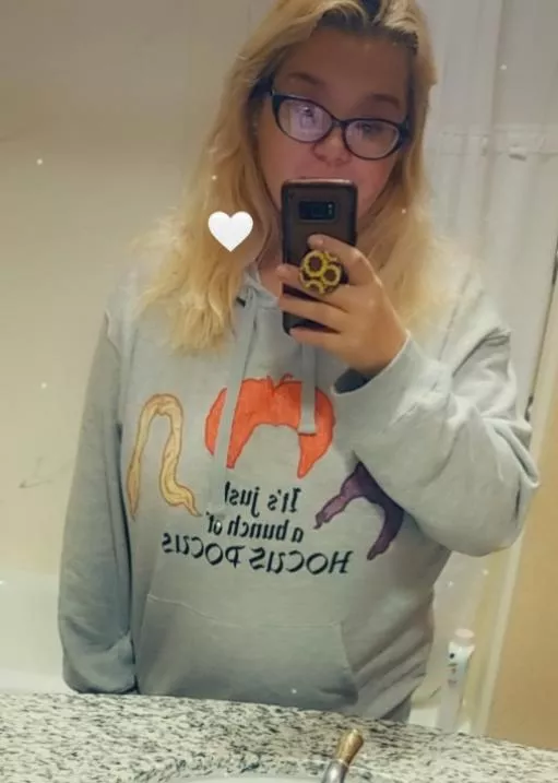 Daddy surprised me wif dis hoodie yesterday! I'll just be living in it for the next several years haha. Hocus Pocus is my faavee😍 posted by Cherry_Calypso