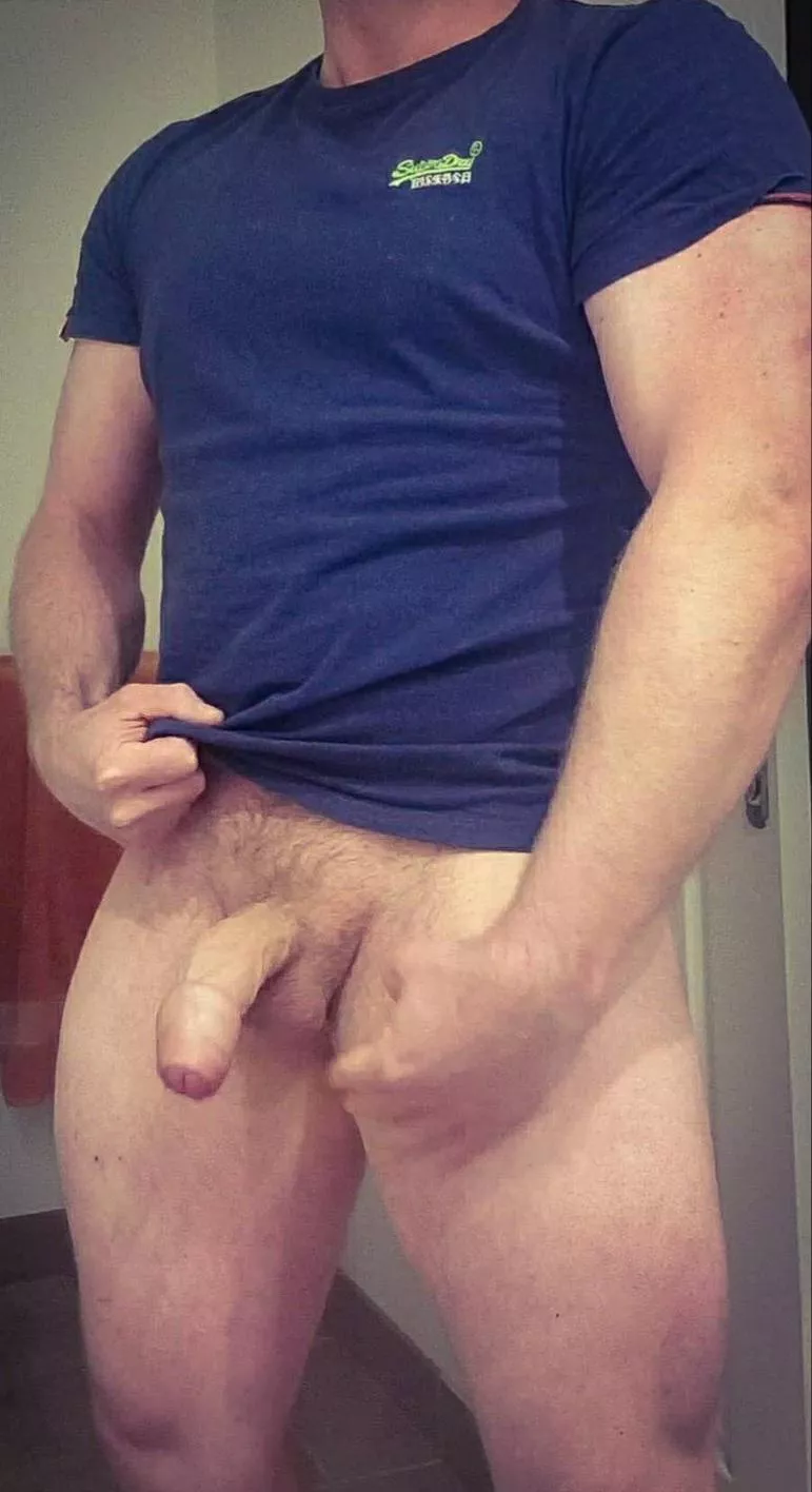 Daddy wants his uncut Aussie cock serviced (36) posted by XHusbandX