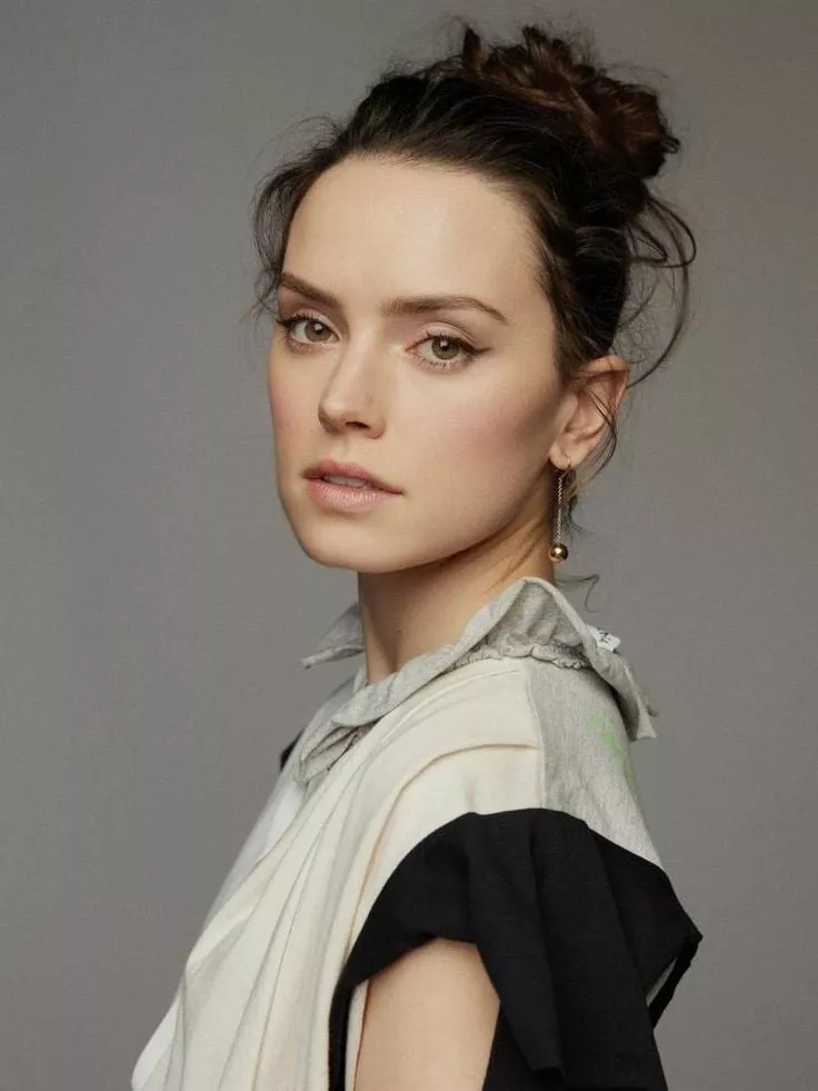 Daisy Ridley posted by No-Pollution-2666