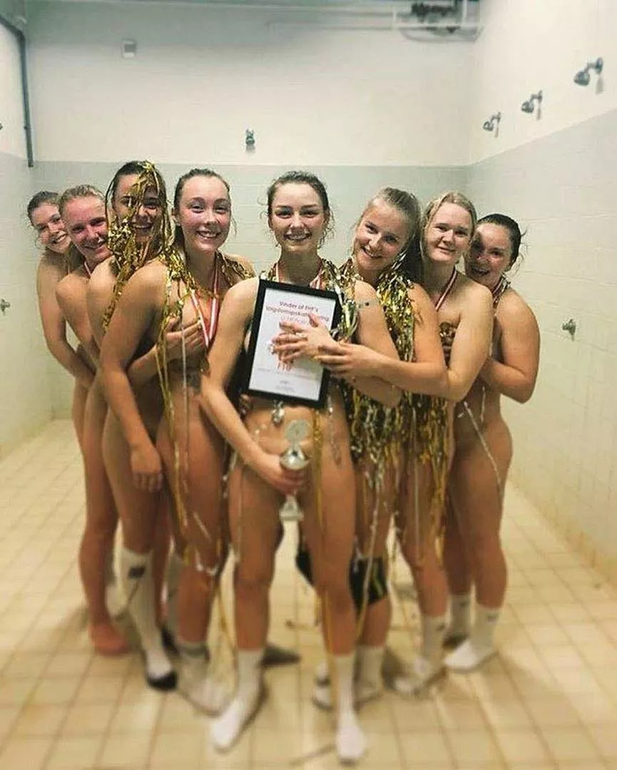 Danish Handball Team celebrating naked in the shower posted by SrGatoide