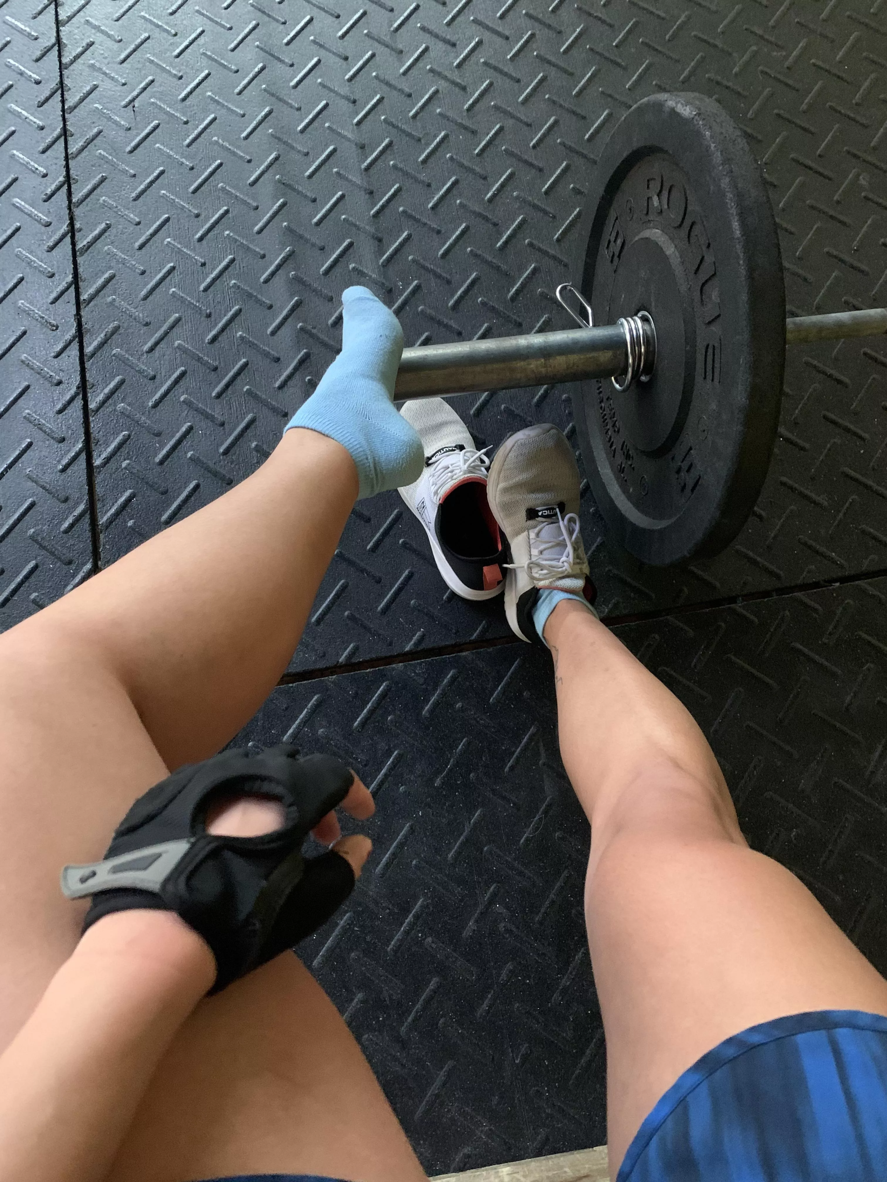 Day 2 of these socks getting drench from sweaty CrossFit workouts 🥵 posted by librabutterfly