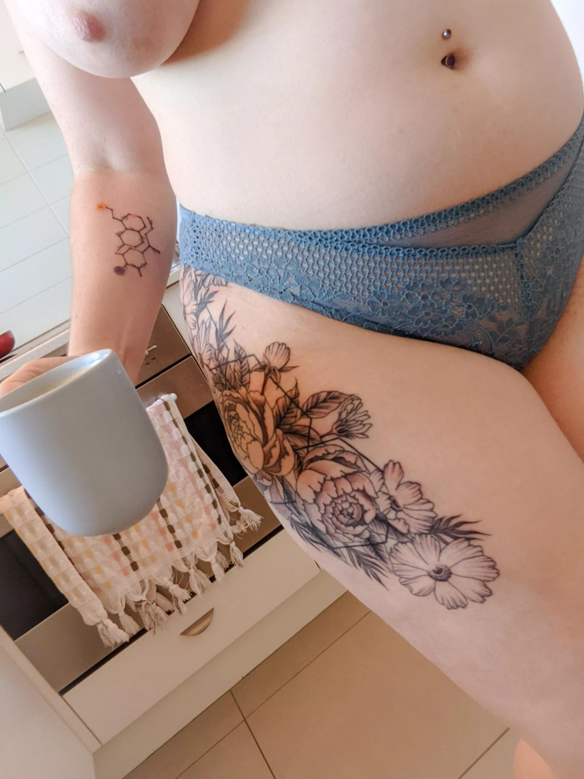 Did I go through awkward contortions to get both tatts and coffee in the pic? Yes. Is it absolutely worth it because I love them both so much? Heck yes! 🥰🥰 posted by Bratty_Rose_