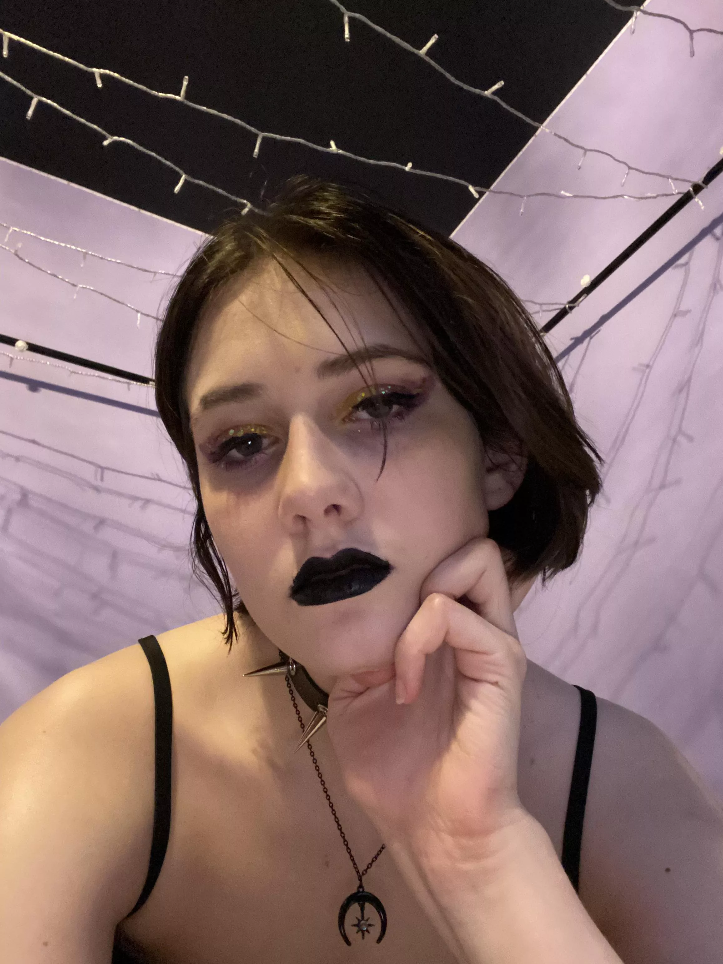 Did some makeup posted by VaricTheGreat