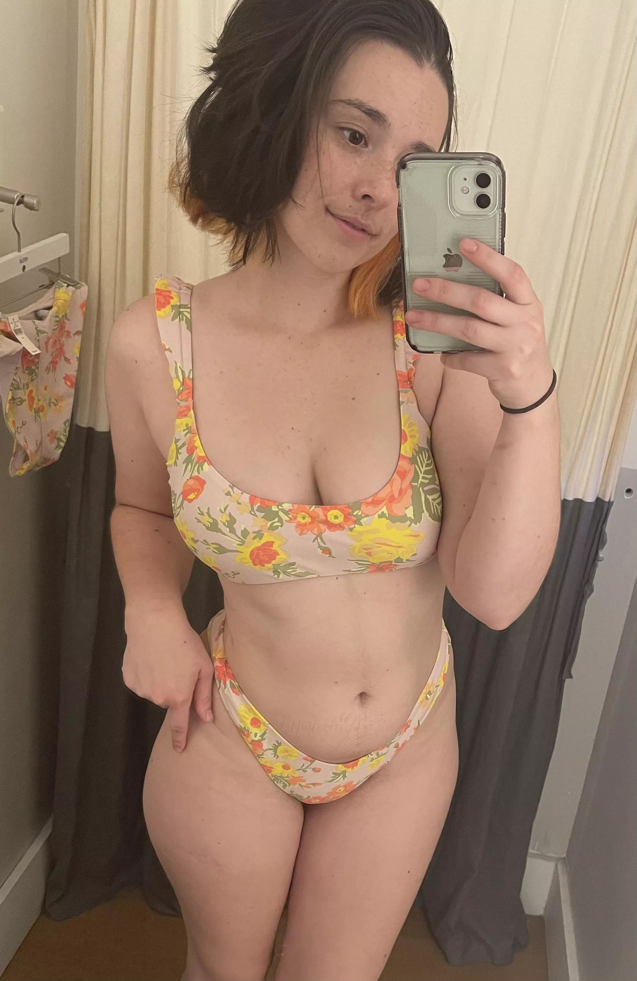 Didnâ€™t end up going with this one, but loved the way my body looked ðŸ¤¤ posted by ellietheelephant29