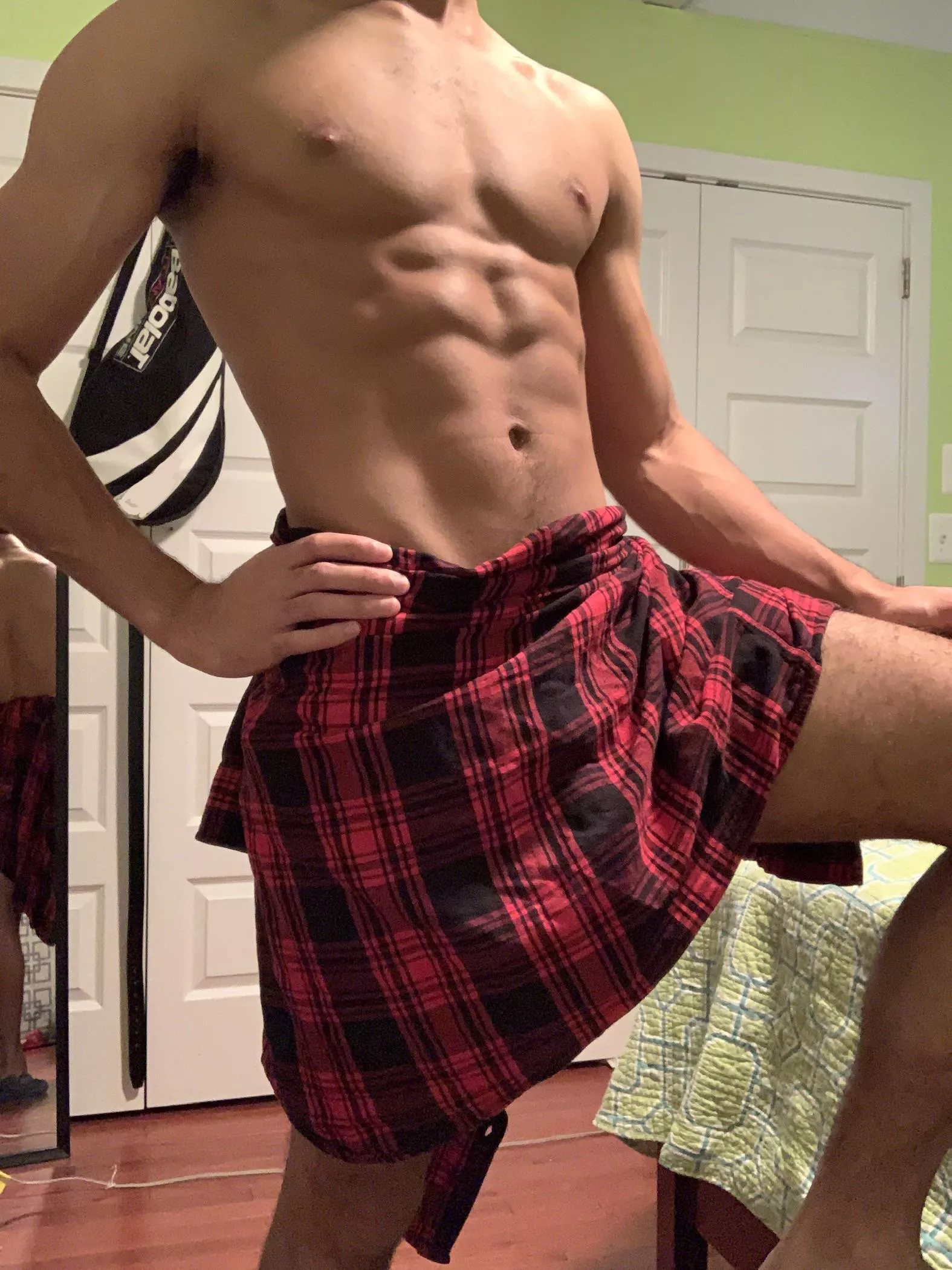 Didn’t have a kilt, but flannel works! posted by ArsArcanumX