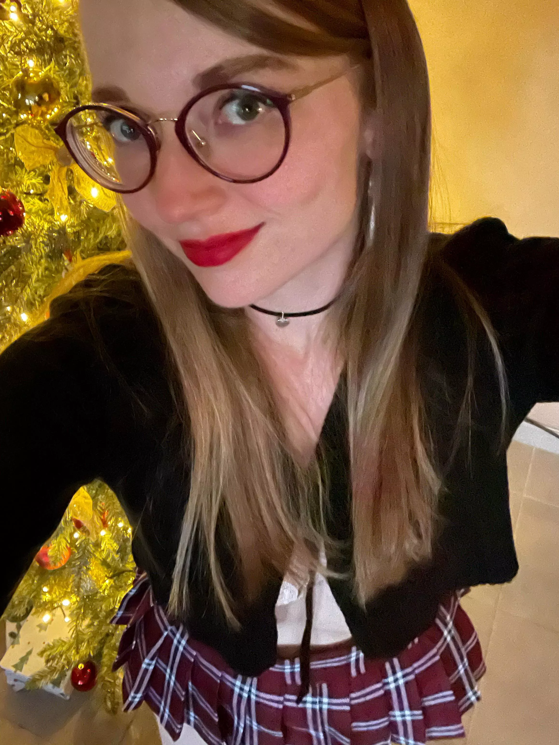 Didn’t know this subreddit existed! Late Christmas pic 😊 posted by SunAndGlow