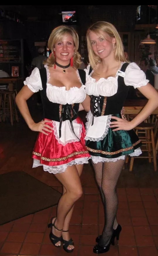 Dirndl posted by Chaturbater1