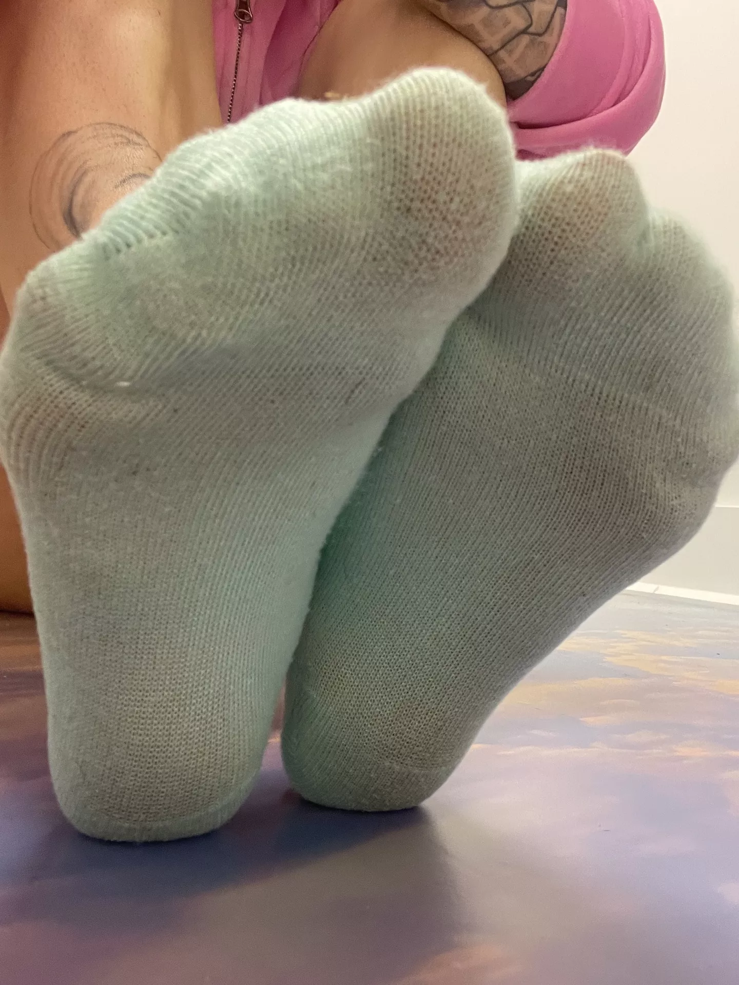 dirty aren't they? 🦶🏻 posted by Ok-Zookeepergame102