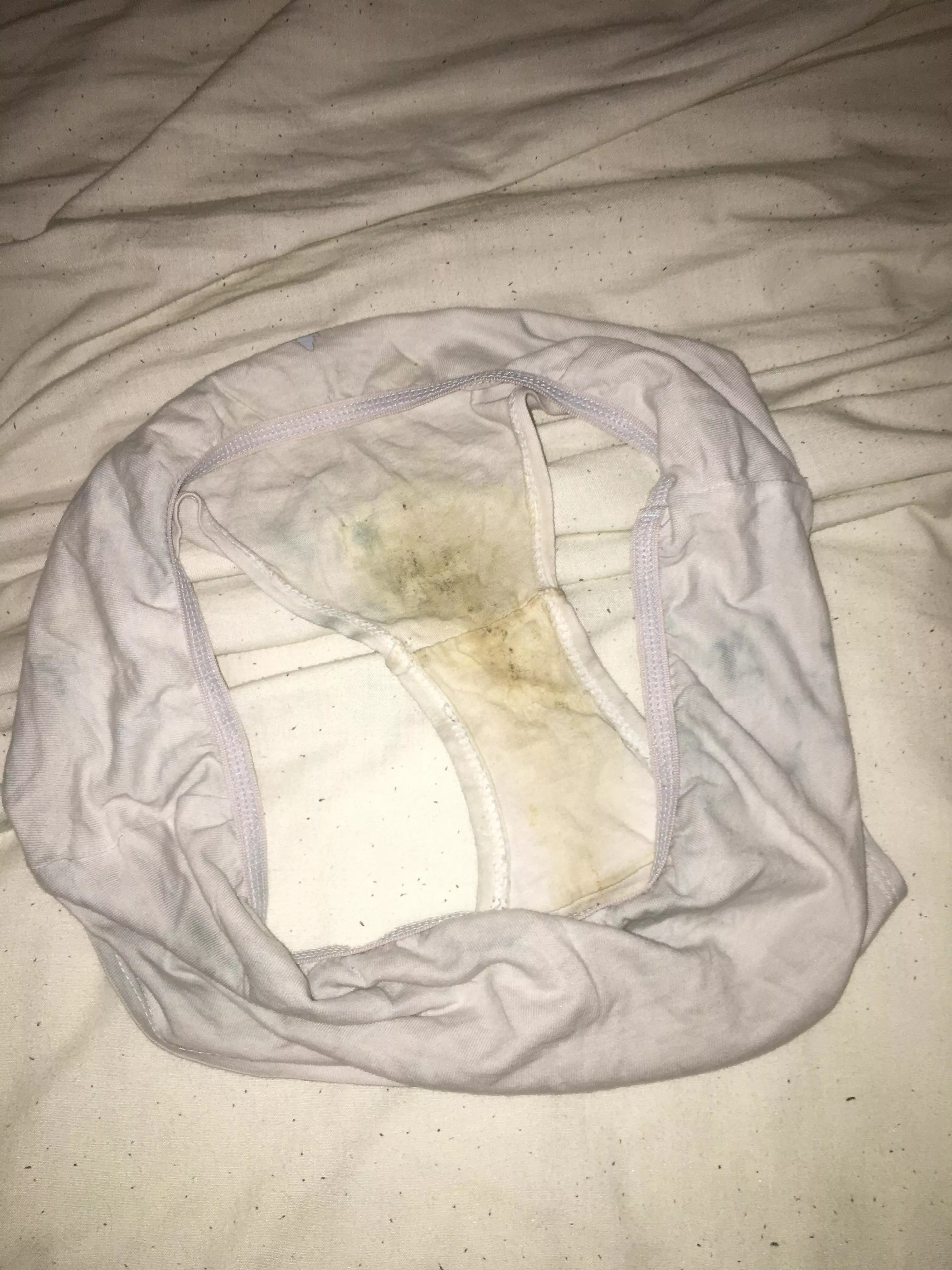 Dirty panties from my dirty little pussy 😫🤤 posted by Cunt_i