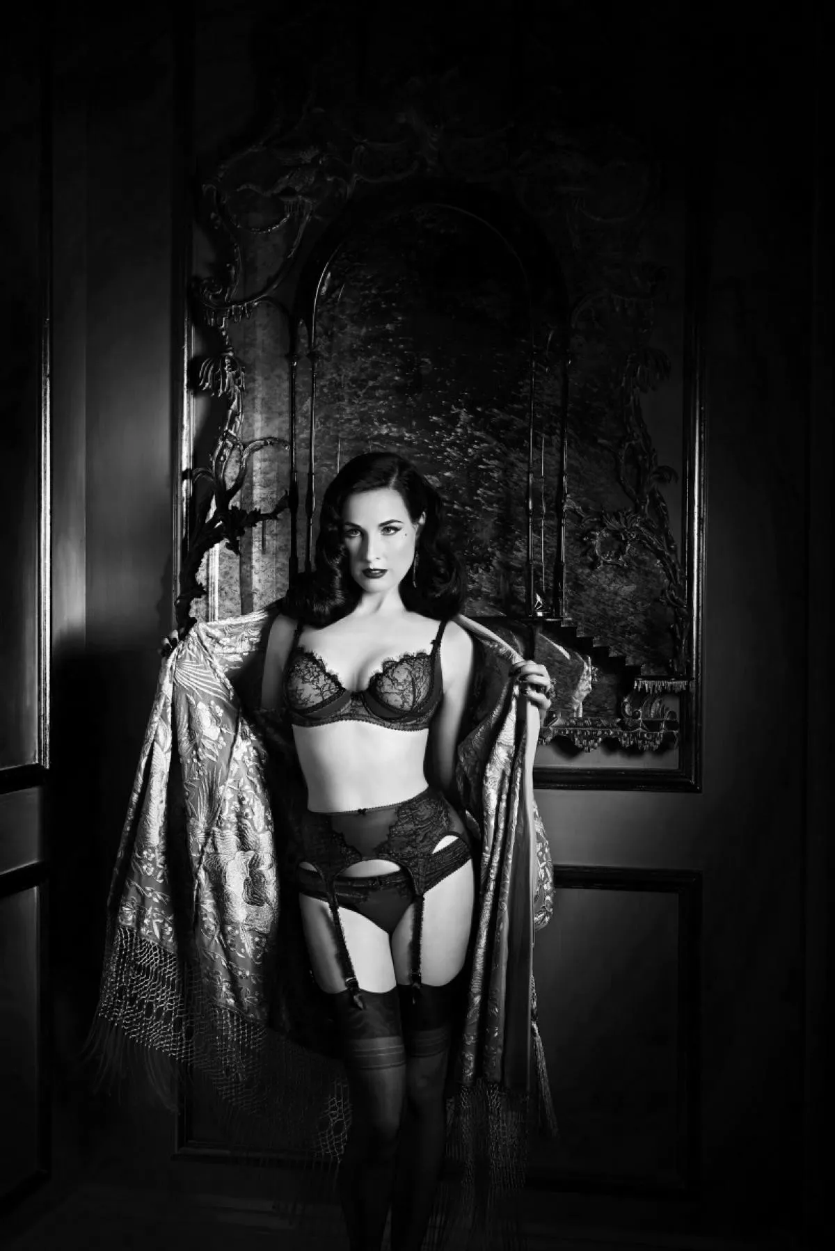 Dita Von Teese posted by SiliconEros