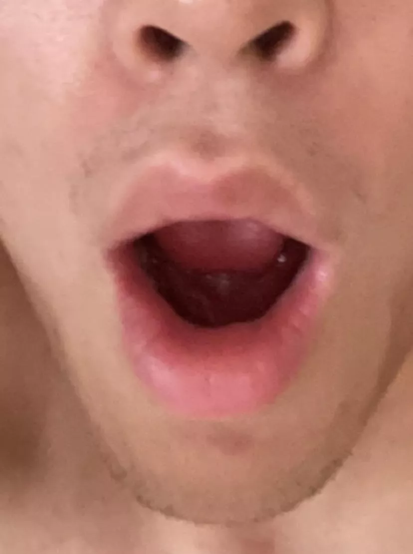 Dm me if you’re into doing ahegao face posted by ahegaoboy69