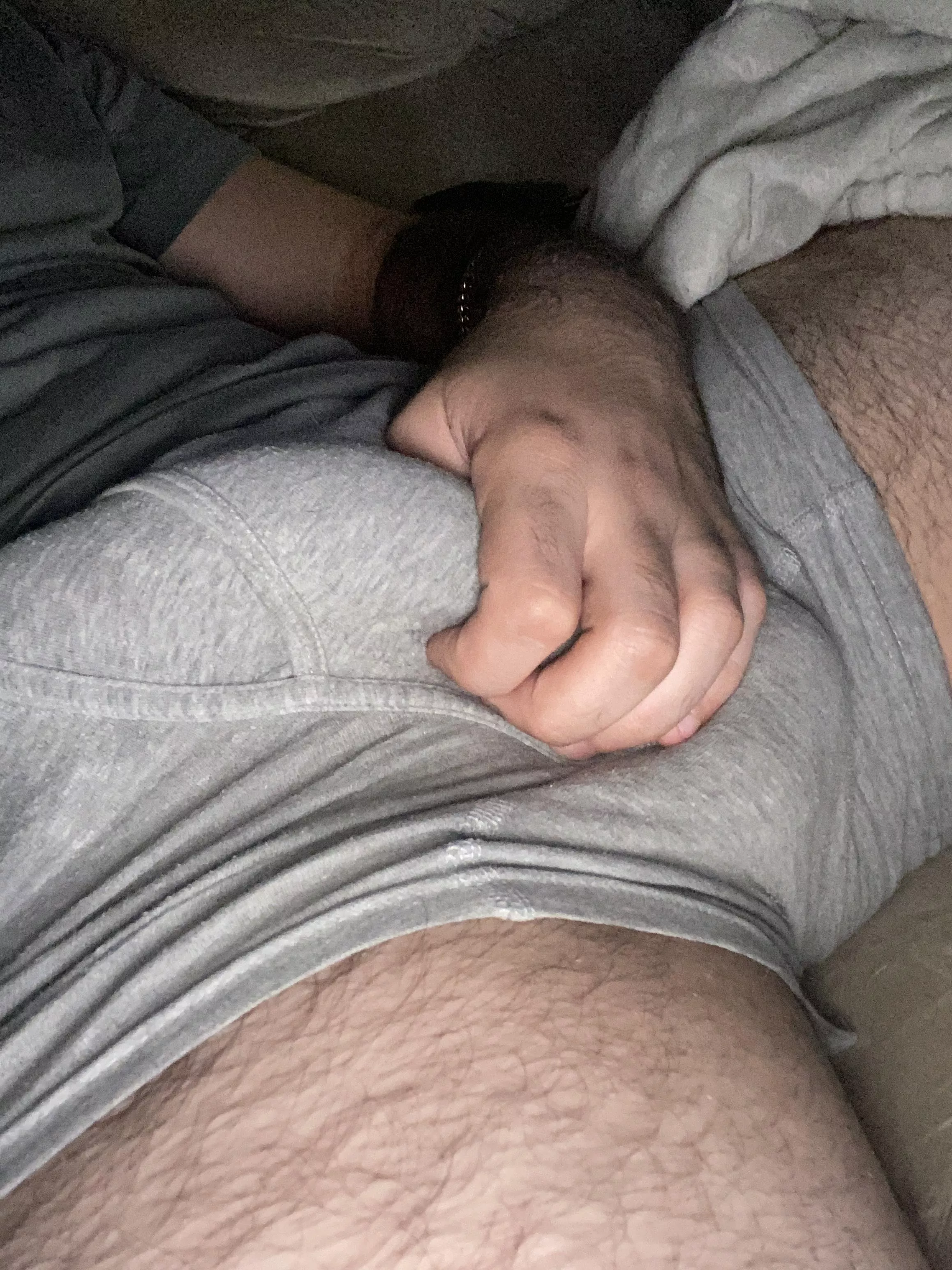 DM to see what’s inside :) posted by AnyoneElseHorny23