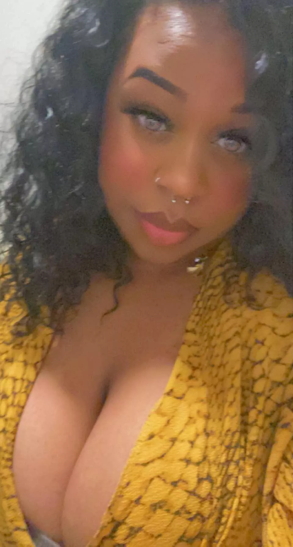 Do I have mommy milkers if soâ€¦what are you waiting for Bury your cute little face in my massive chocolate tits posted by Tammy_uh_huh_honey