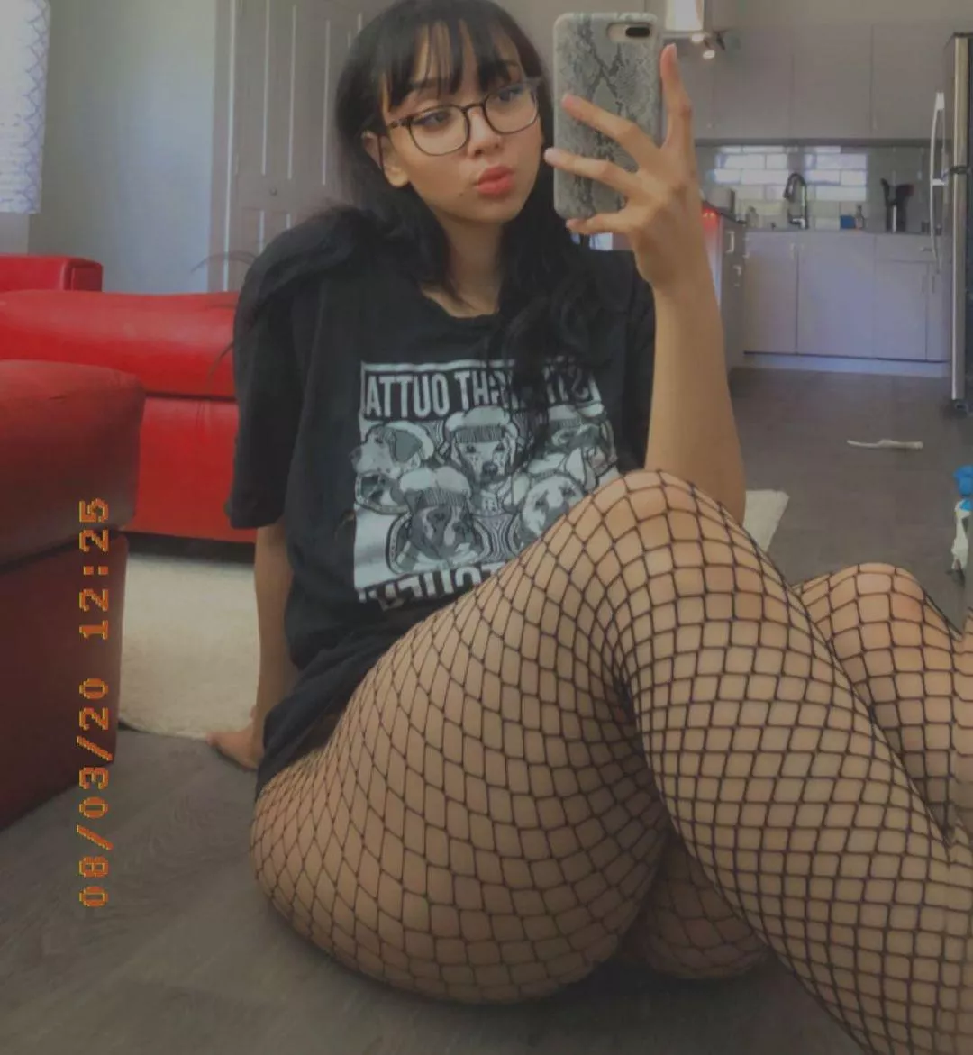 Do I have thick thighs? I dont usually wear fishnets but they actually look good!! posted by Haunting_Chemist_874