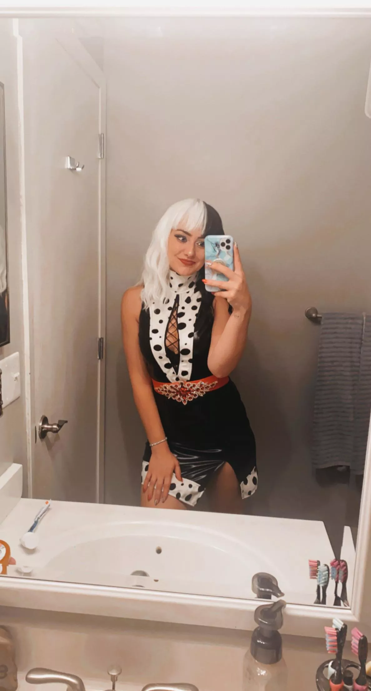 Do I make a good Cruella?🖤 posted by MaraStorm