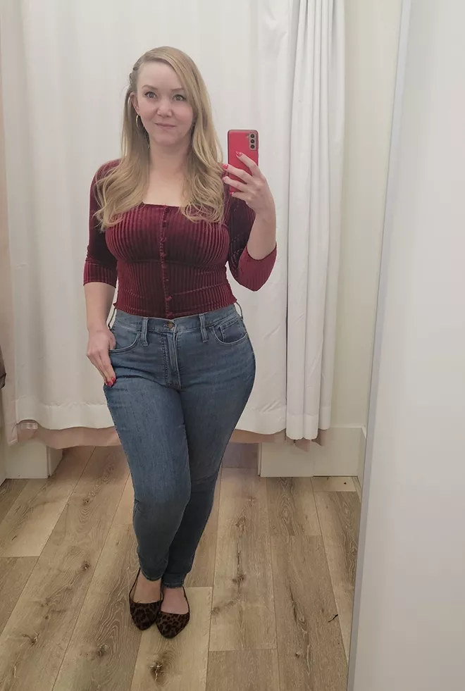 Do my curves look sexy in these? [F48] posted by Crystal_Sunshine_