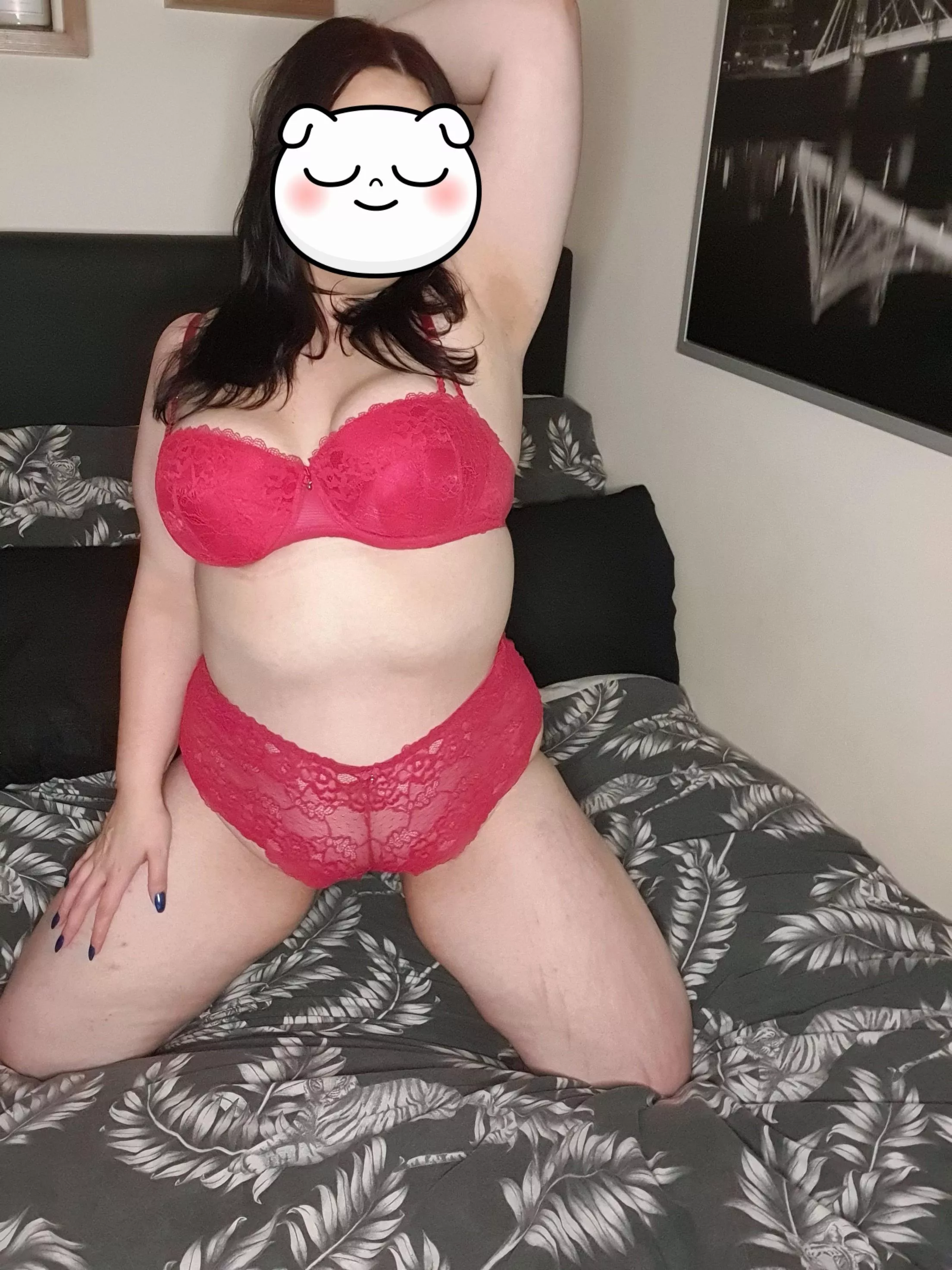 Do my thick thighs make your dick rise? posted by PeppermintPoundcake