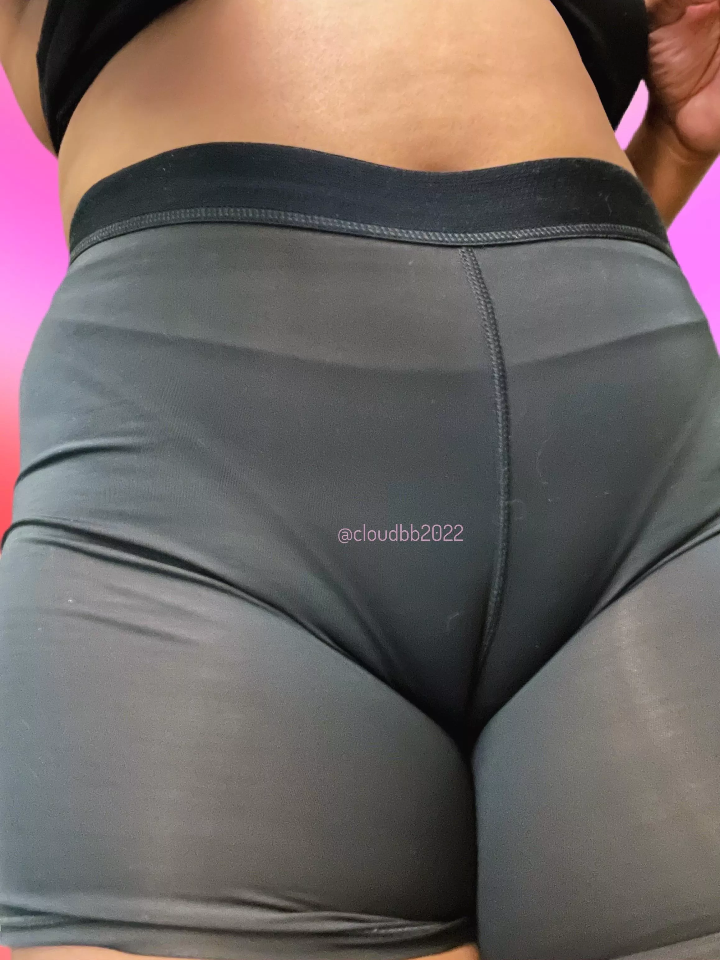 Do we like camel toes?? 🐫🤔 posted by Cloudbb2022