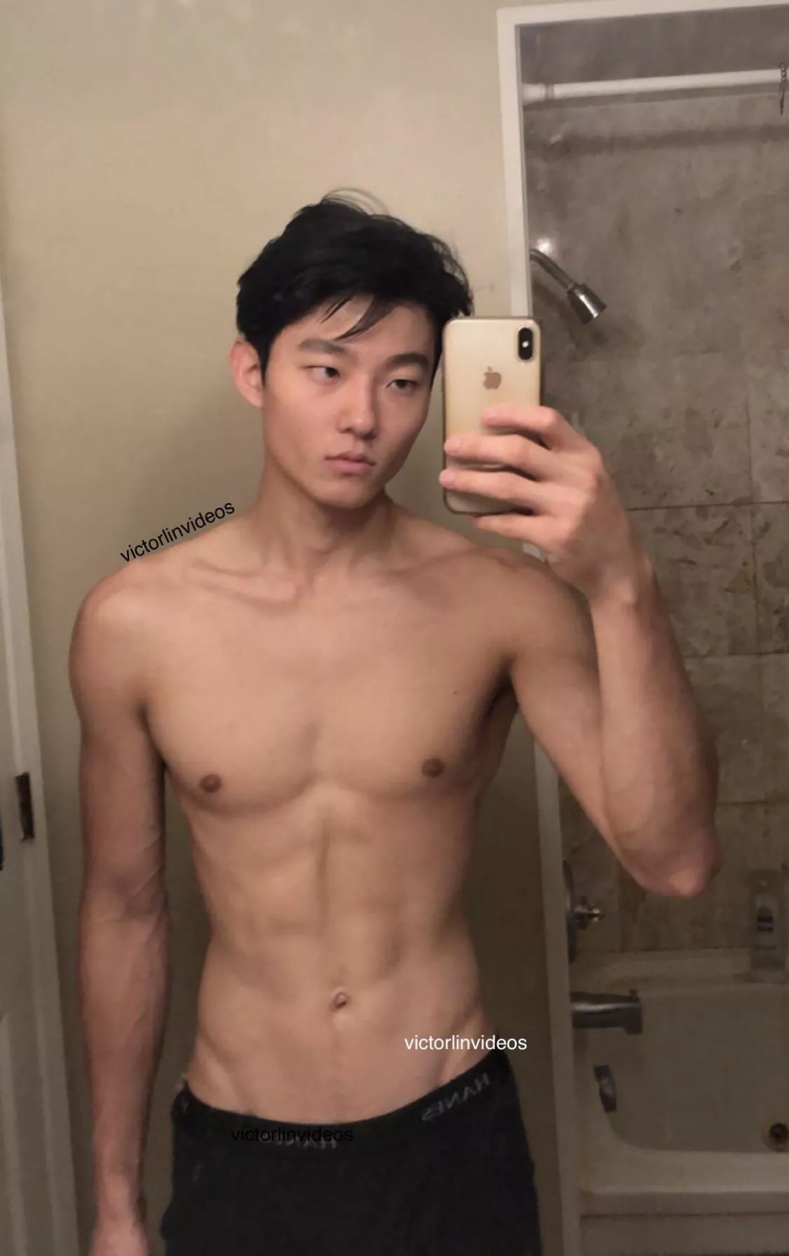 do you like 6’2 guys with abs? posted by testerfureddit