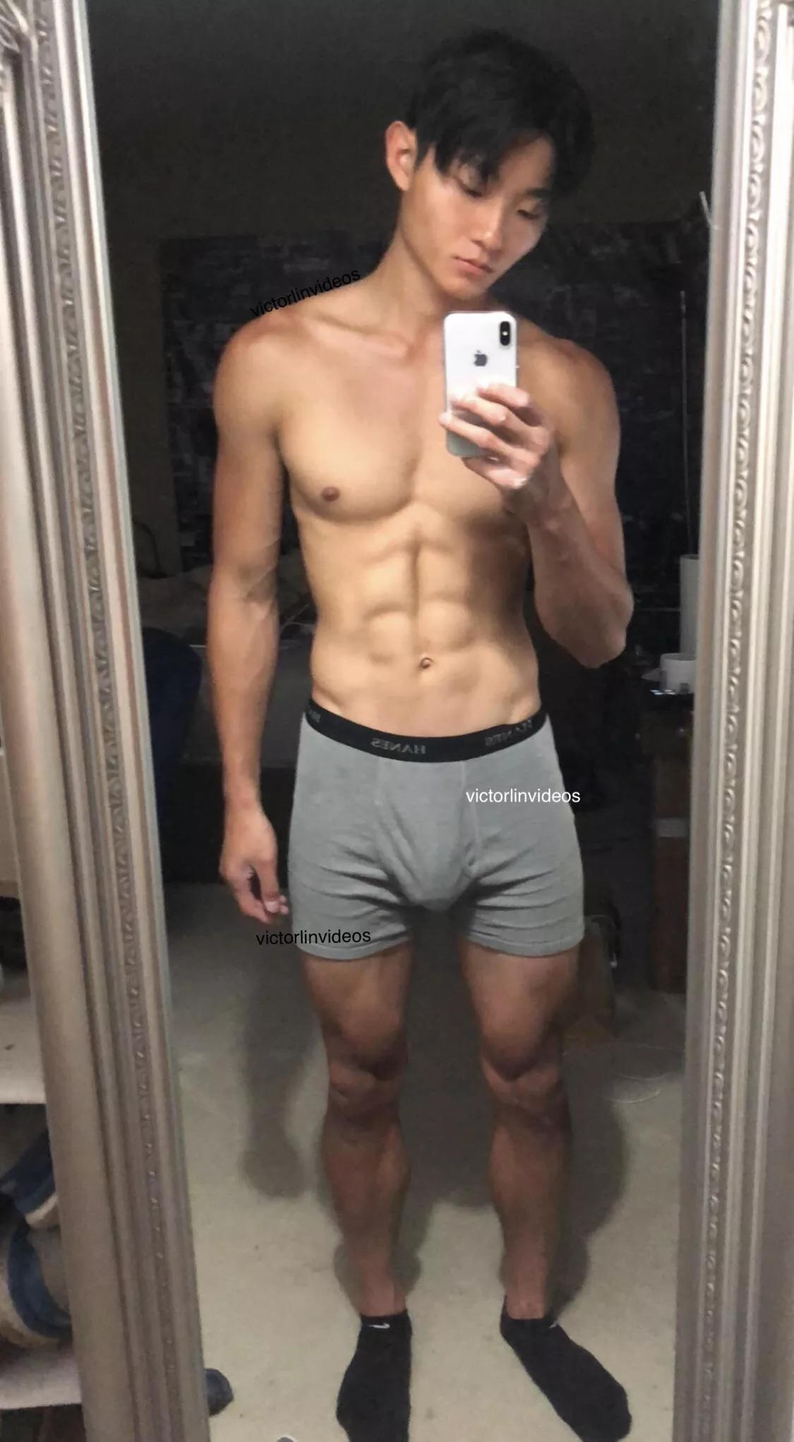 do you like 6’2 korean guys with abs? posted by testerfureddit