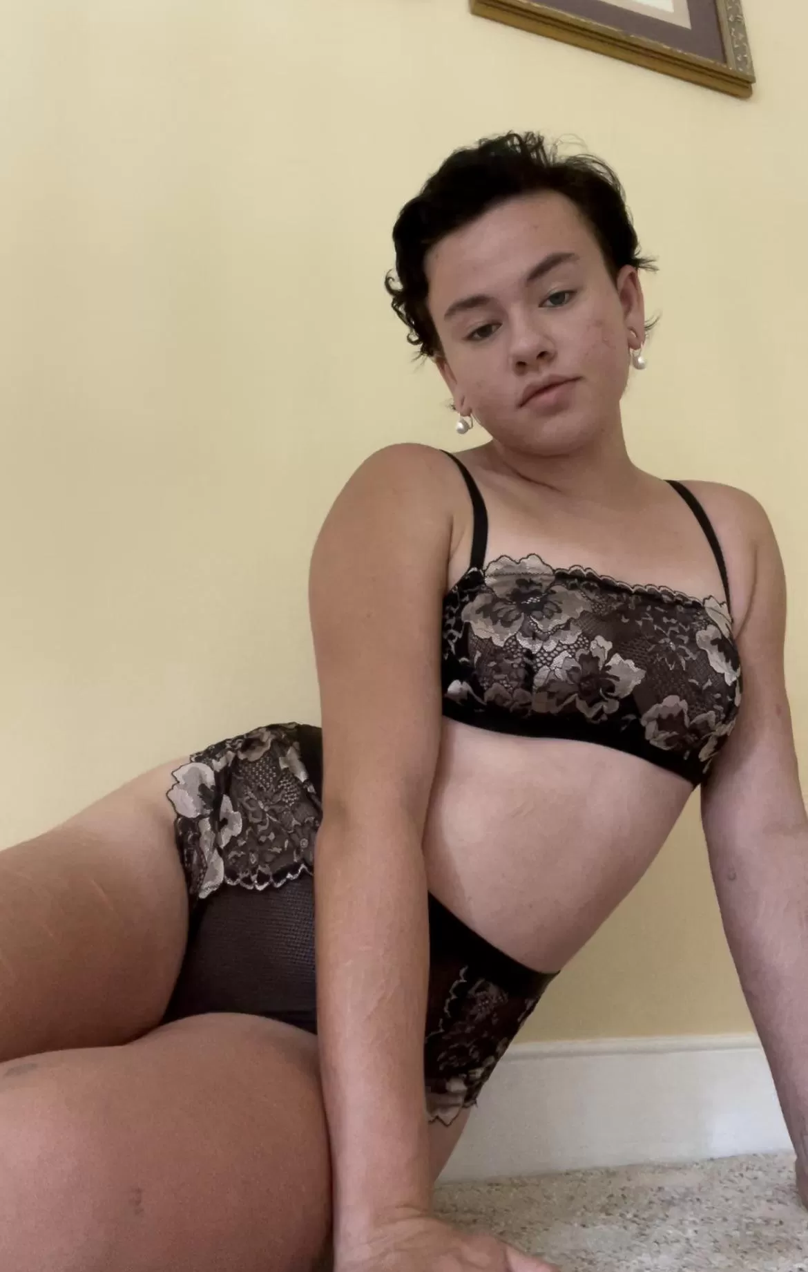 Do you like bois in lingerie? 🖤🖤 posted by babyomegaa