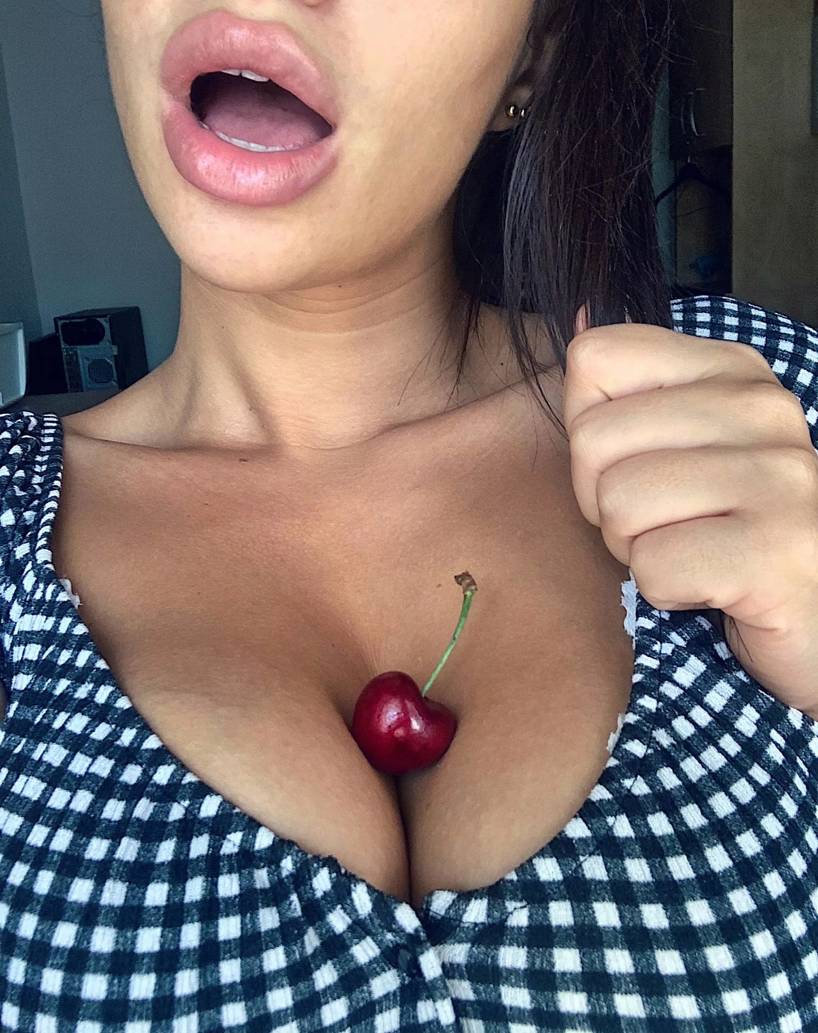 do you like cherries ? posted by Kendraa69