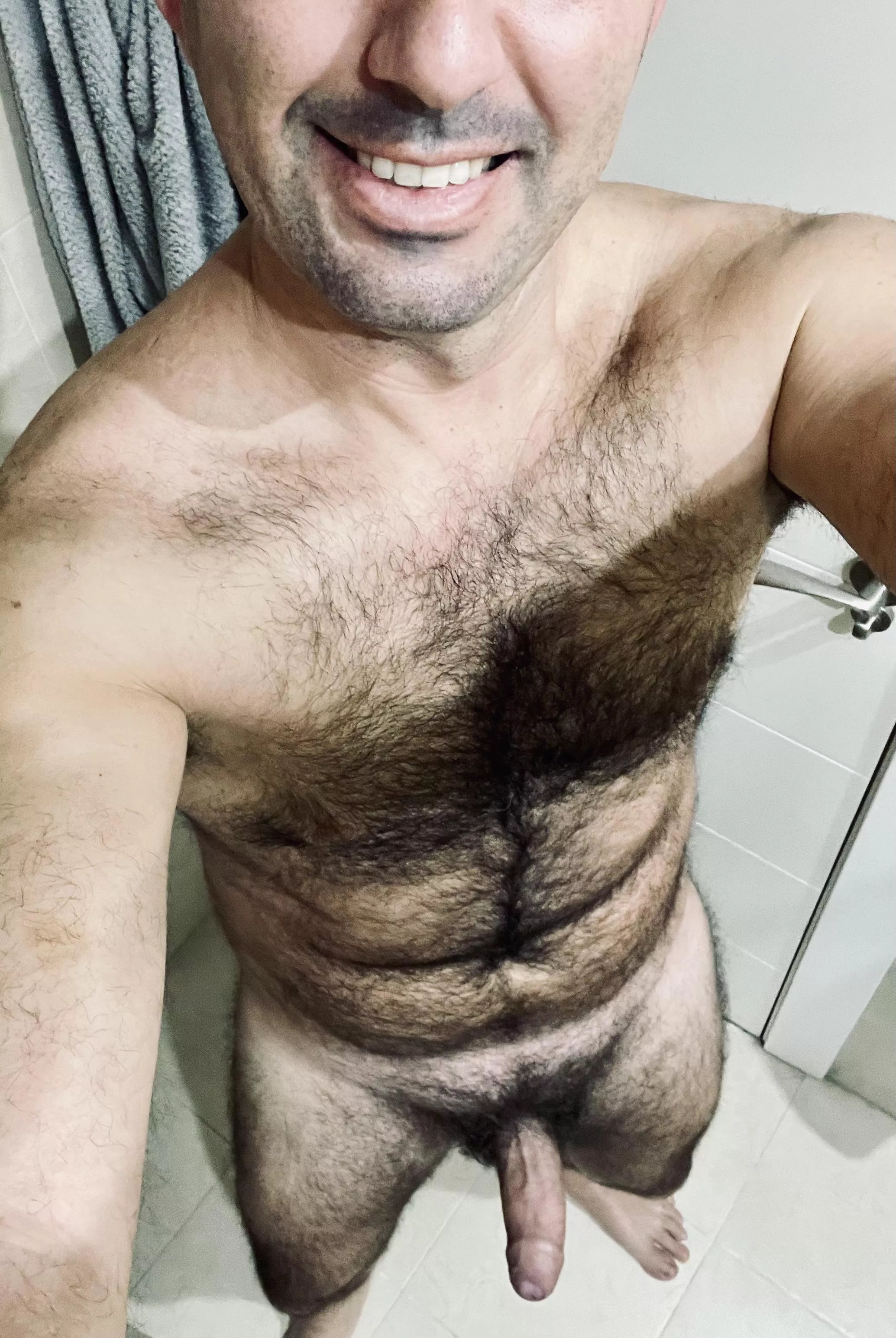 do you like hairy men?[37] posted by user19844