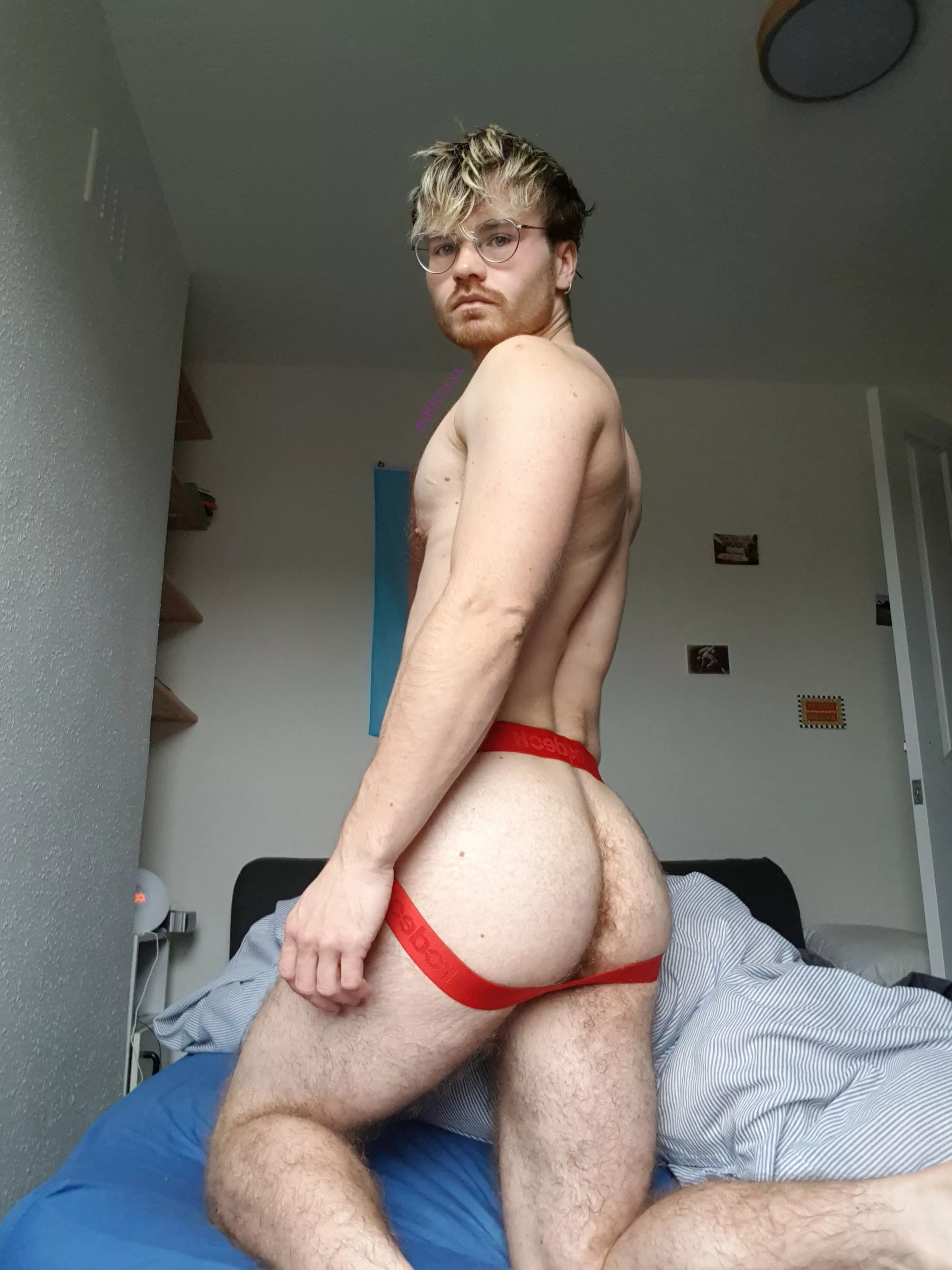 Do you like me in a jock? posted by edftmxxx