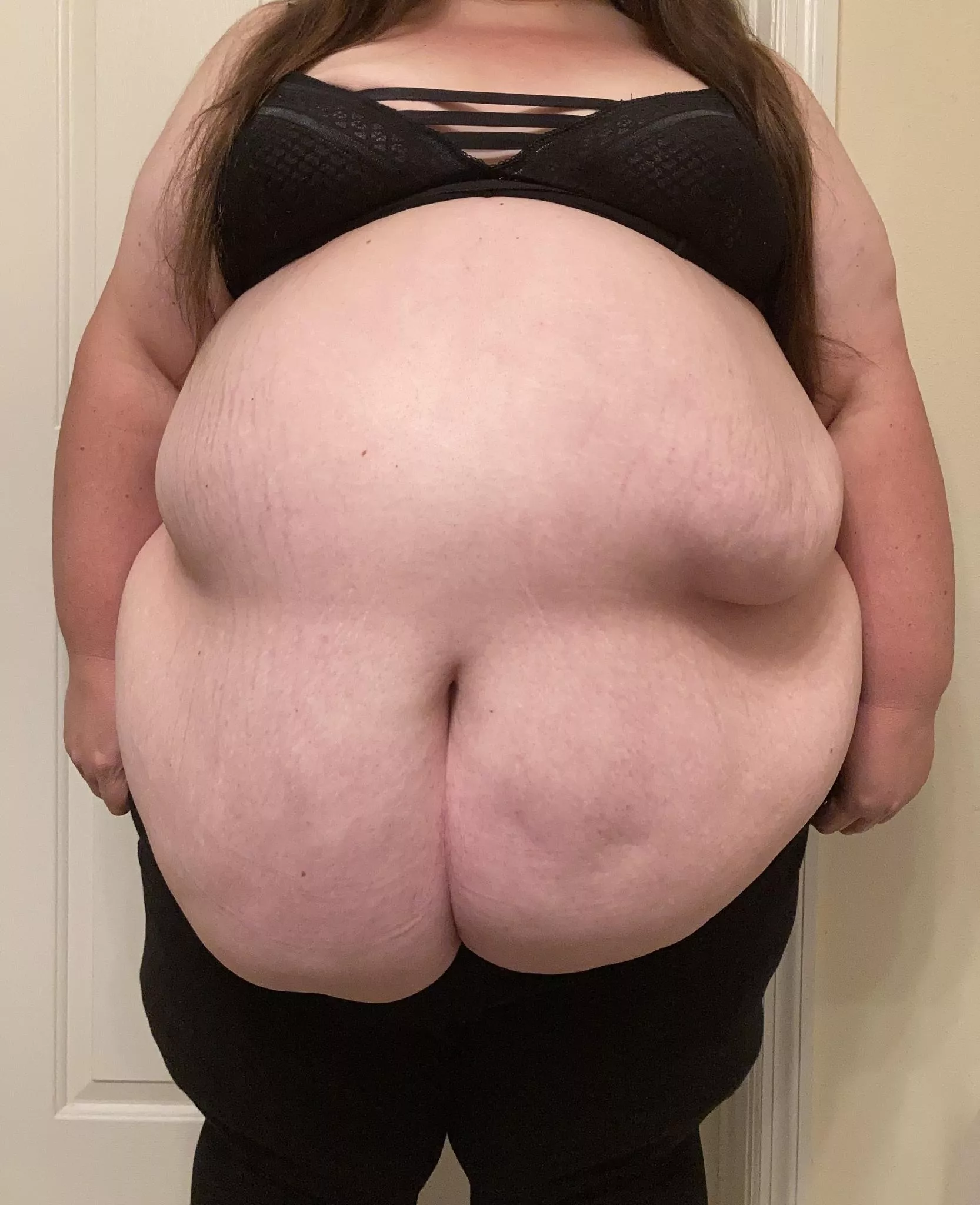 Do you like my big soft belly? posted by pinkbbw