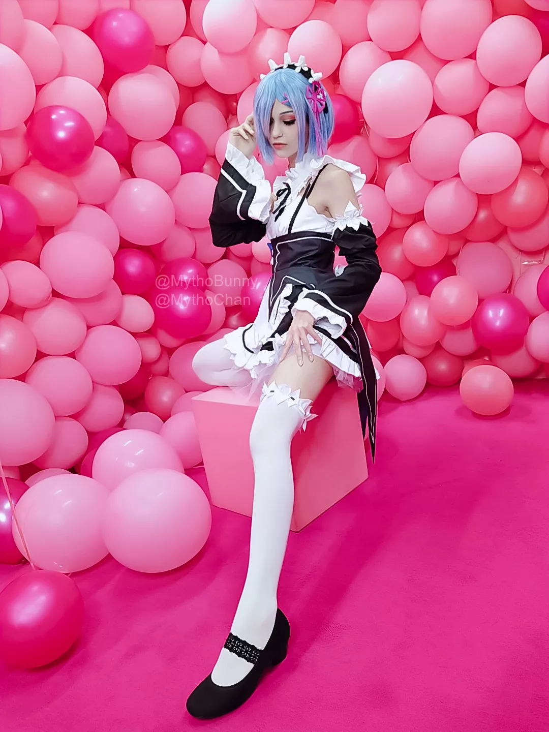 Do you like my long Legs in my Rem Cosplay? I think those Stockings are pretty cute! posted by MythoChan