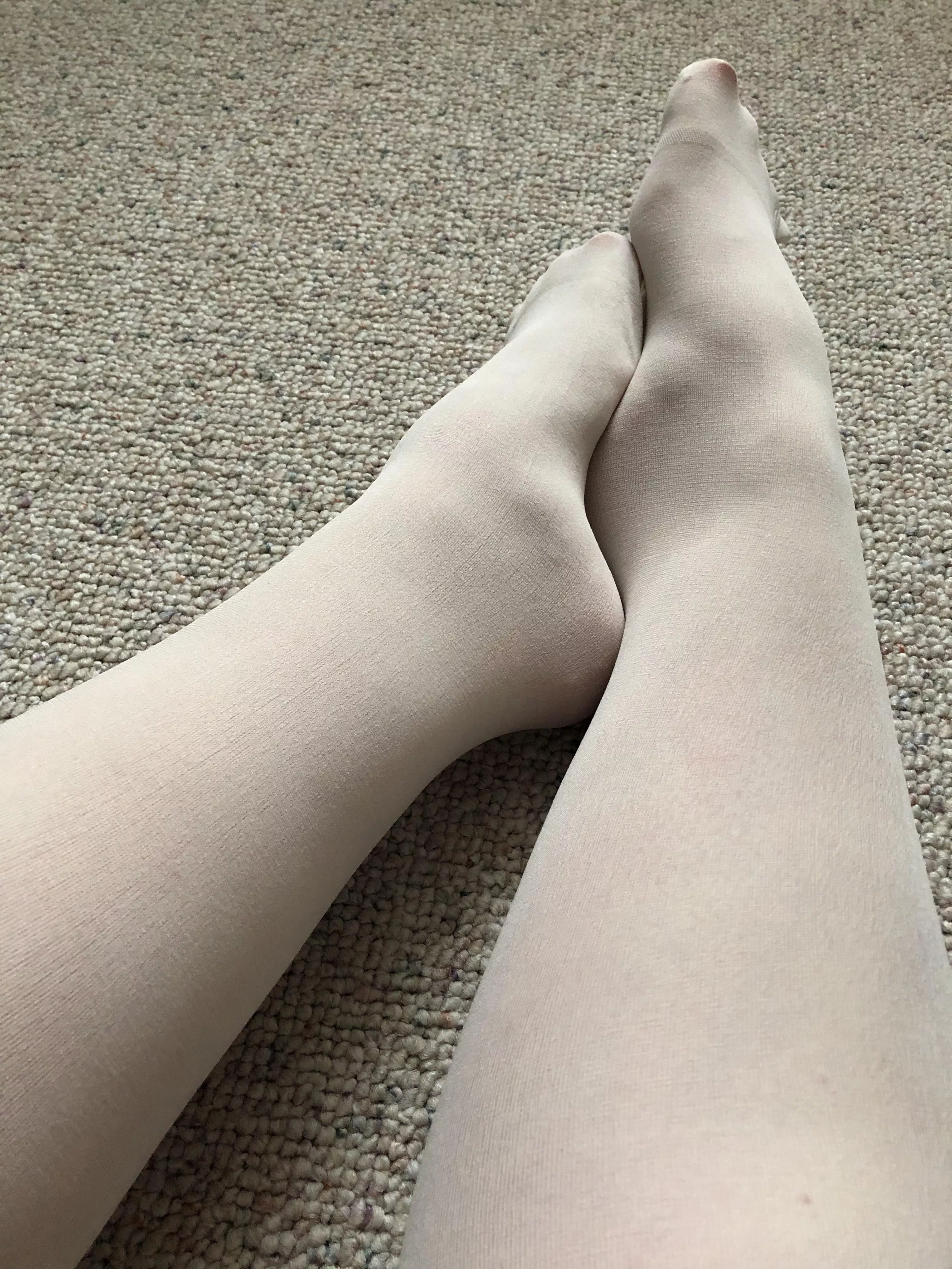 Do you like white tights? posted by CupcakeTootsie