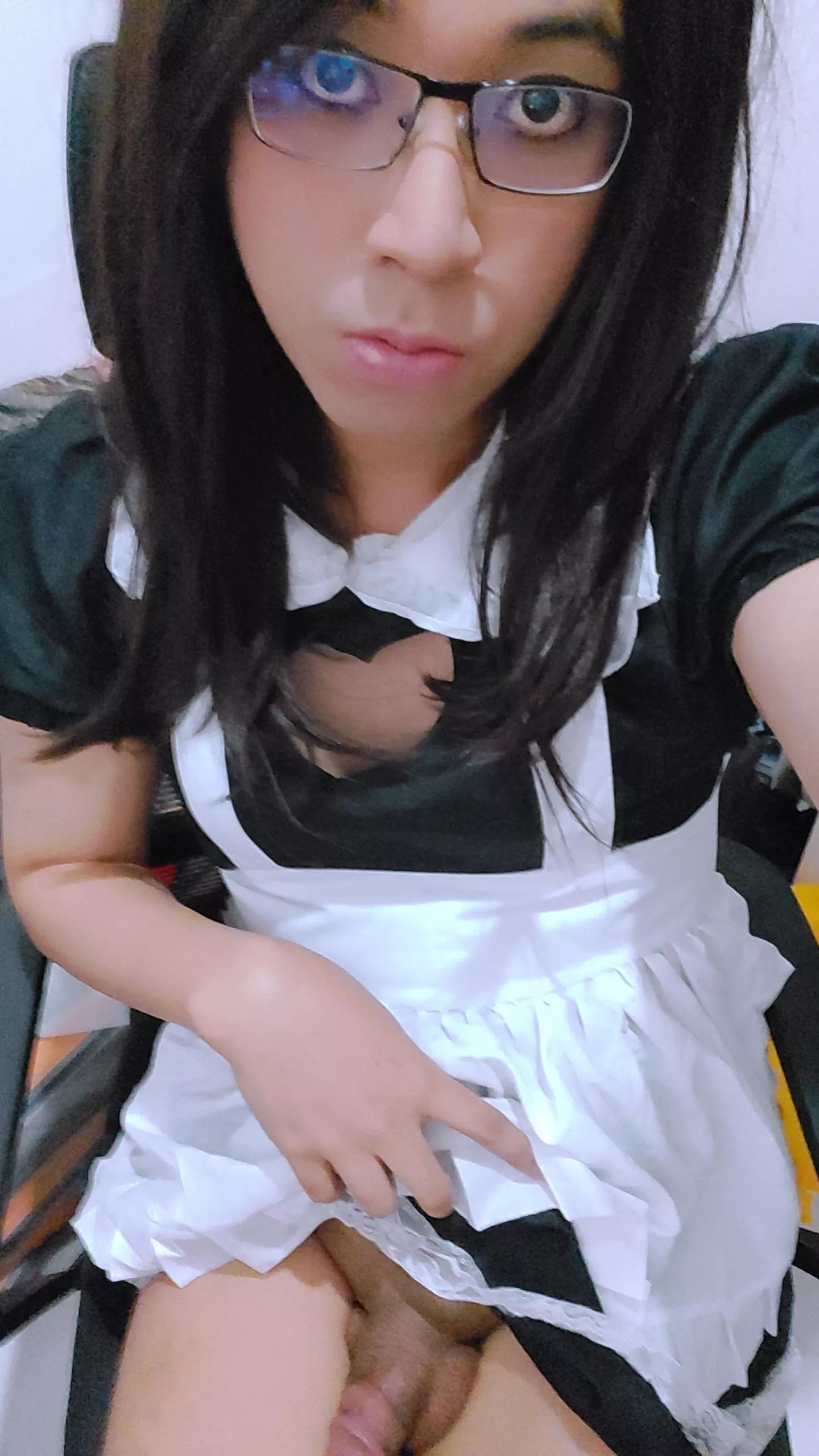 Do you mind if your maid have an extra part? posted by reina_cm