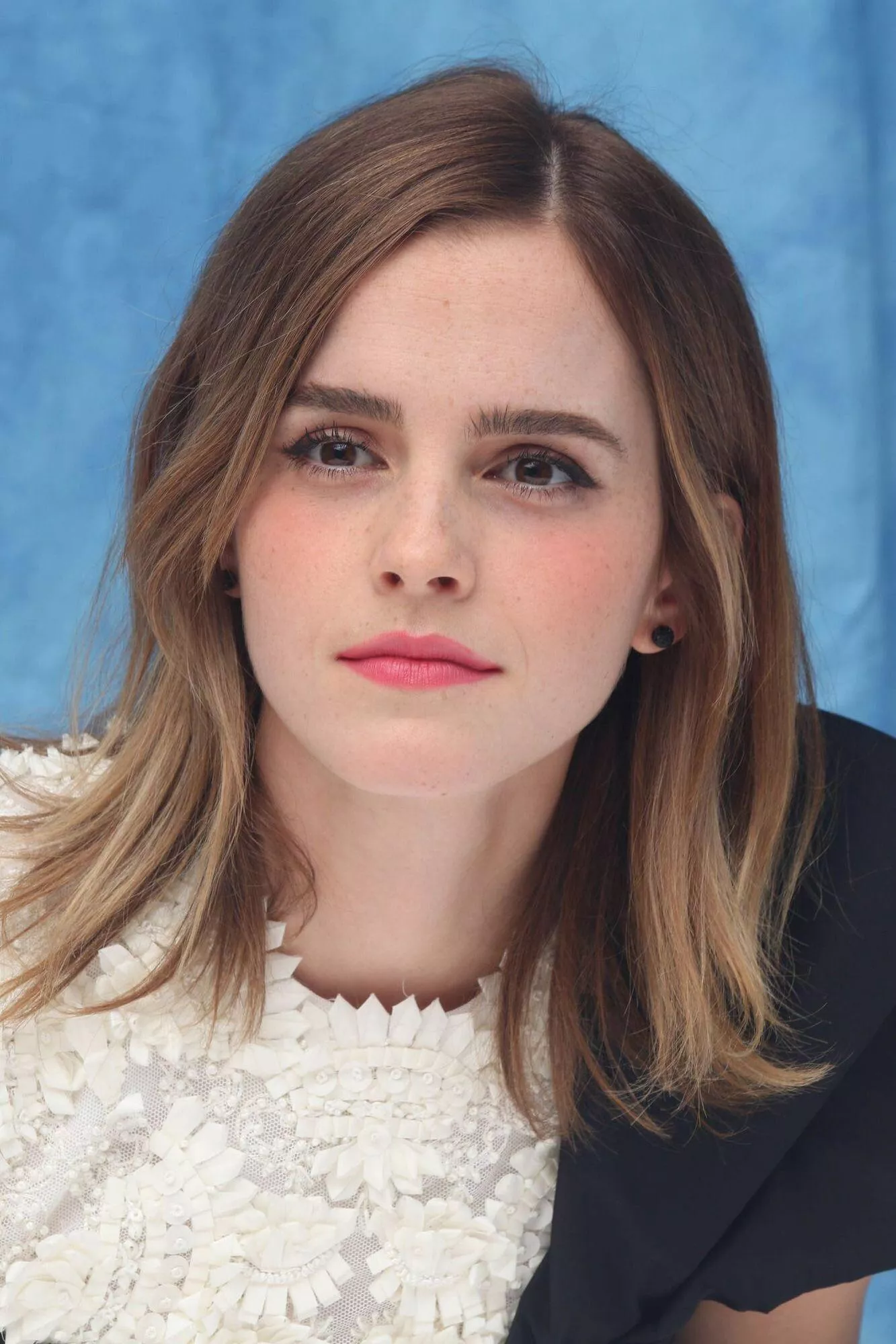 Do you think Emma Watson would give you a perfect blowjob ?? posted by Johnny2342343