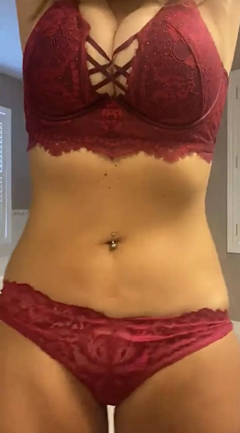 Do you think my 49 YO (f) body is still sexy? posted by Versace50