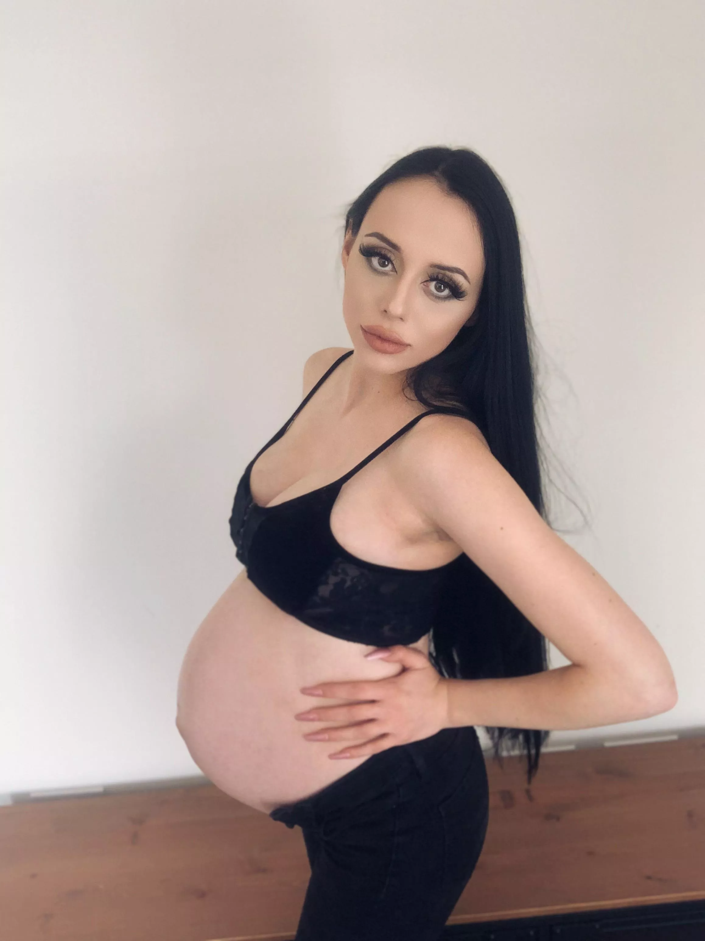 Do you think my 9 month bump looks weird on my petite frame? posted by PregnantBaby_xx