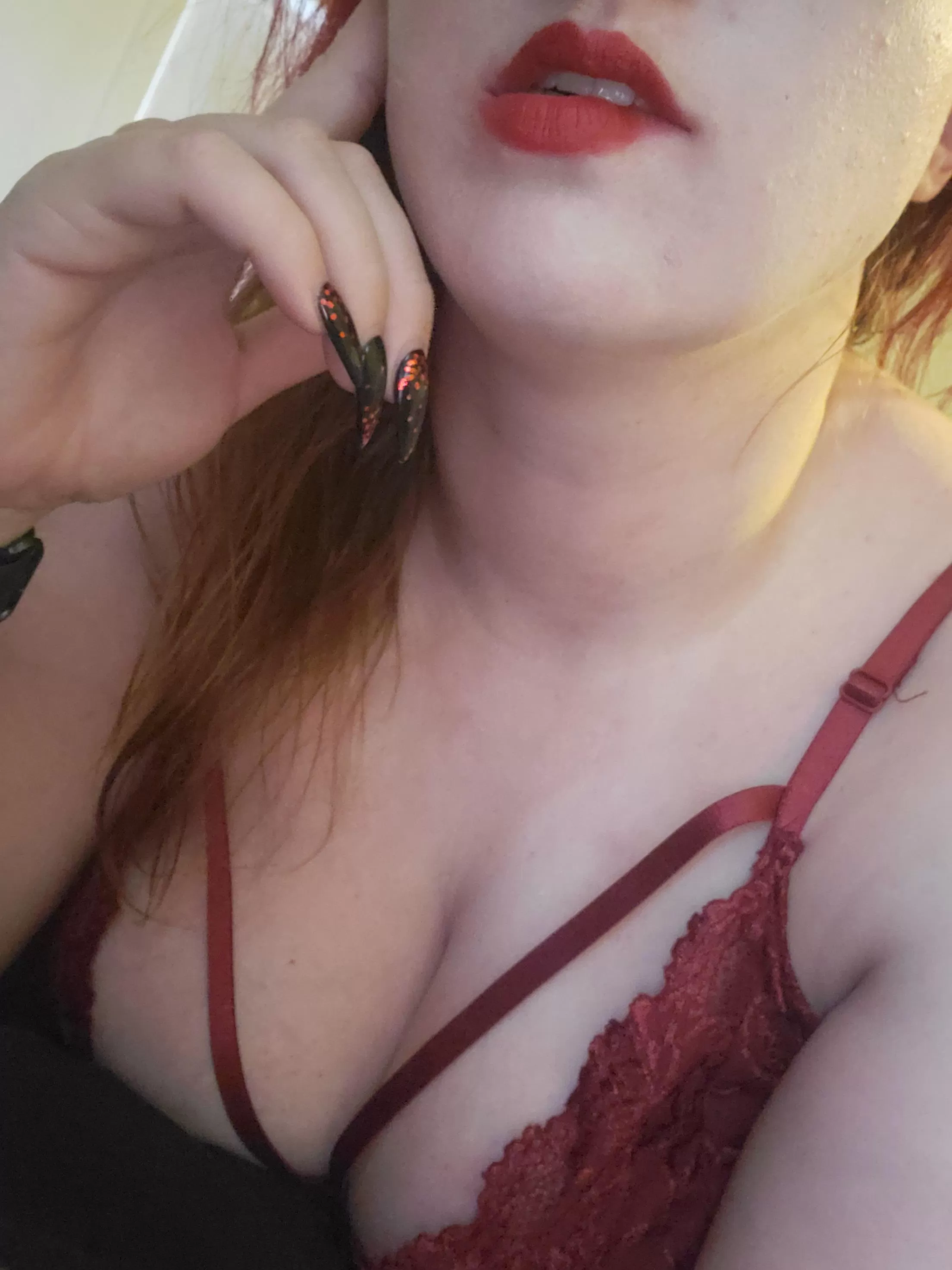 Do you think red is my color? posted by justicethefindomme