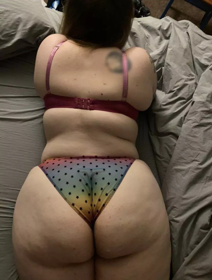 do you think these panties are a bit too small on me? posted by thiccstonerbbw