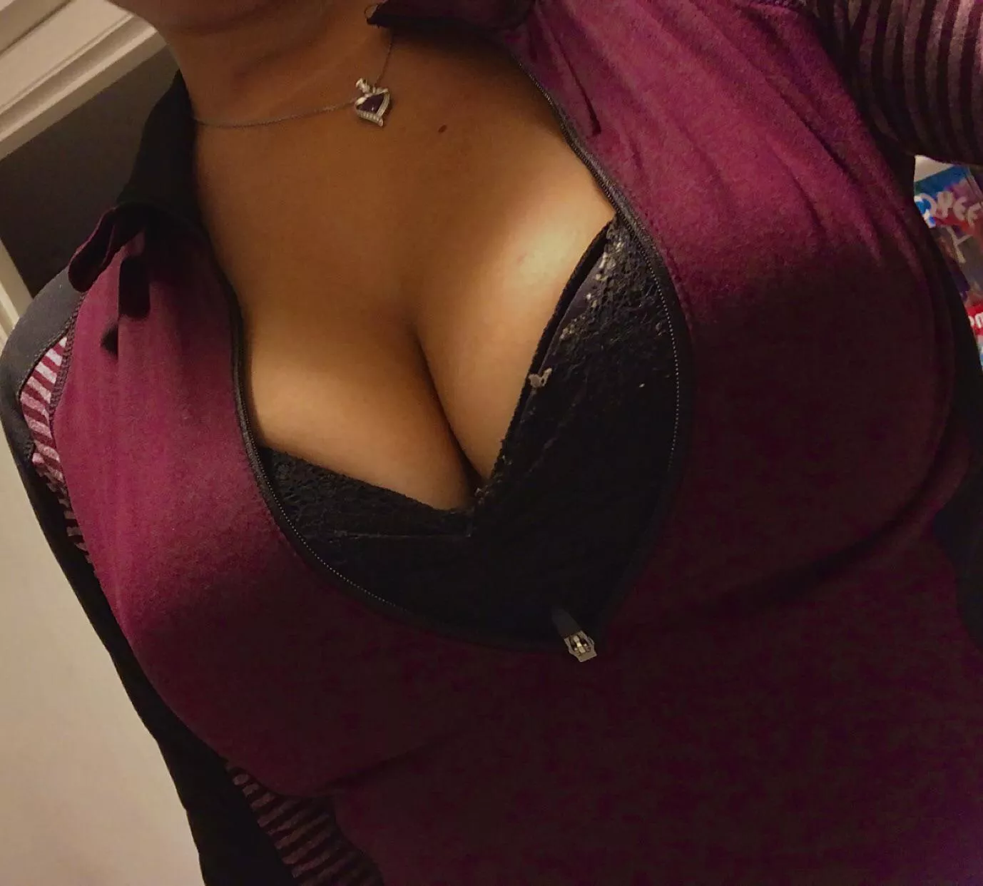 Do you think you could help me get my zipper up? posted by Pretty_N_Sweet