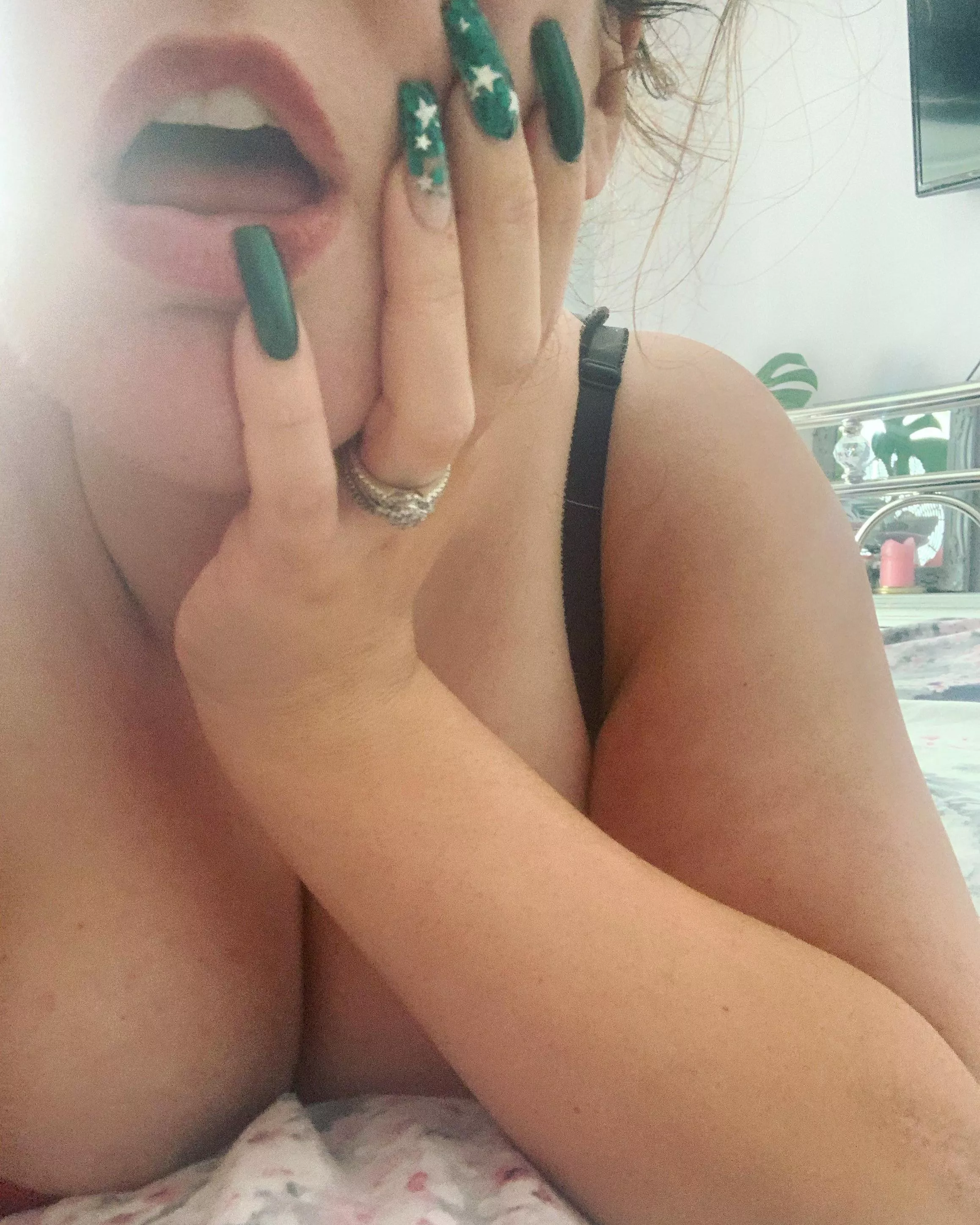 Do you want to see what these lips can do, or do you want to see what these nails can do? 👄💅🏼💦 posted by TheNaughtyNailTech