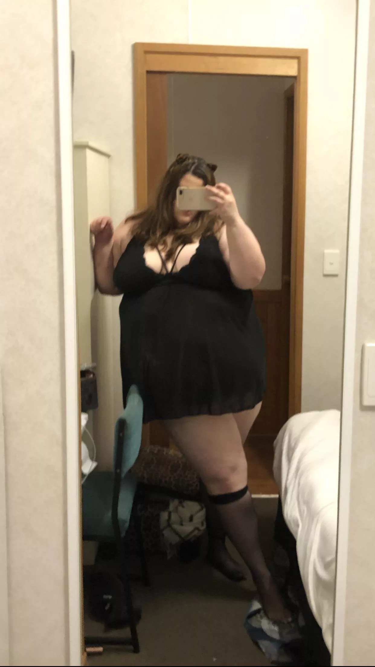 Does anyone like to spoil a SSBBW? ❤️❤️❤️❤️ posted by Adcel