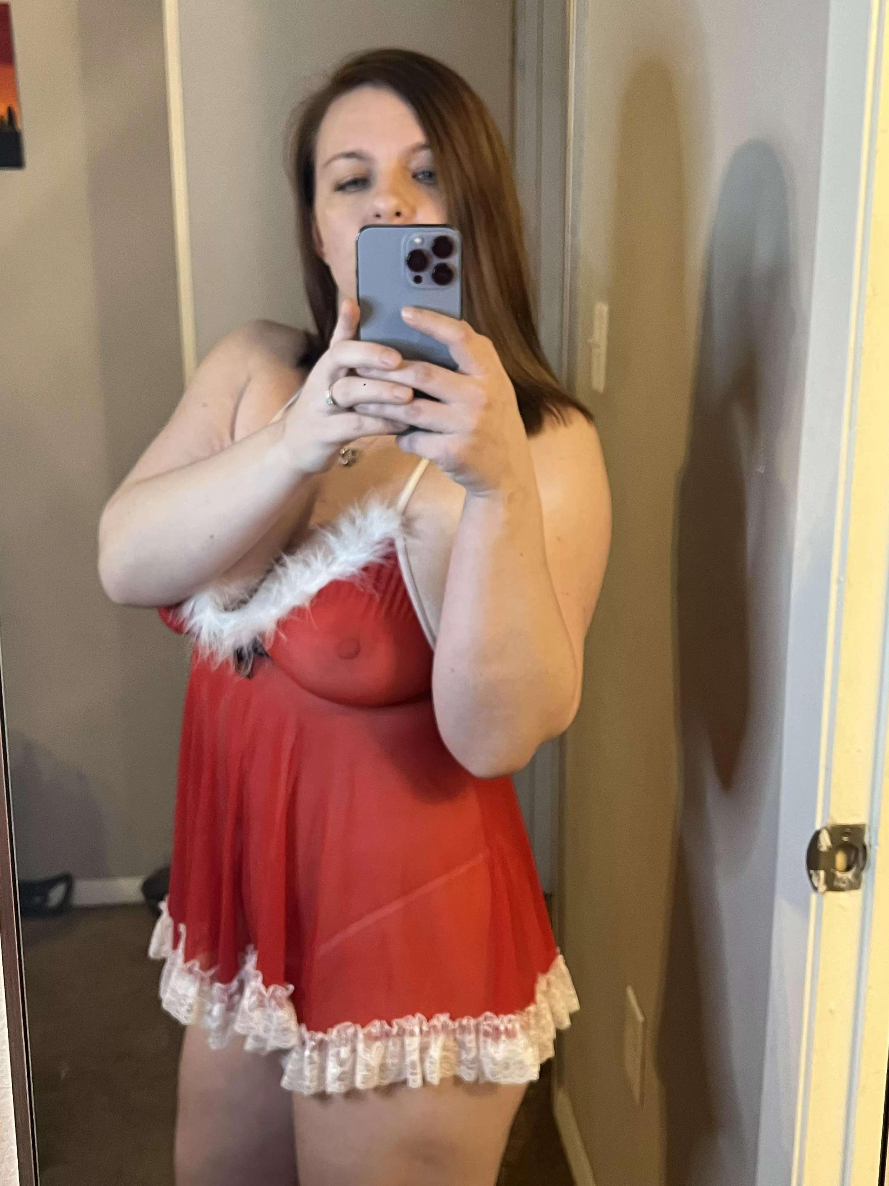 Does my 34 year old mom bod turn you on? posted by Dreamy_Freak