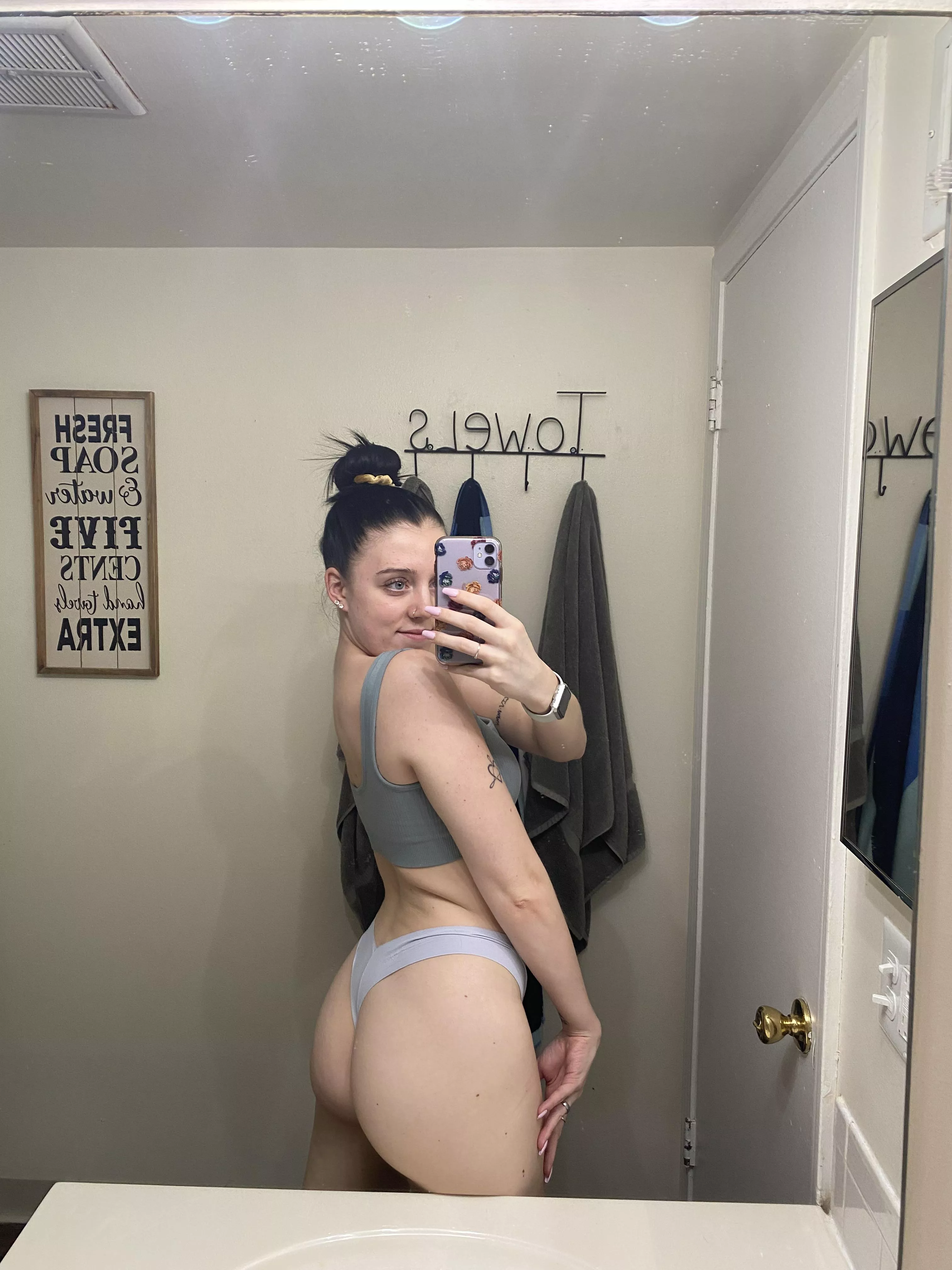 Does my ass look good from this angle? posted by vegn_lifestyle