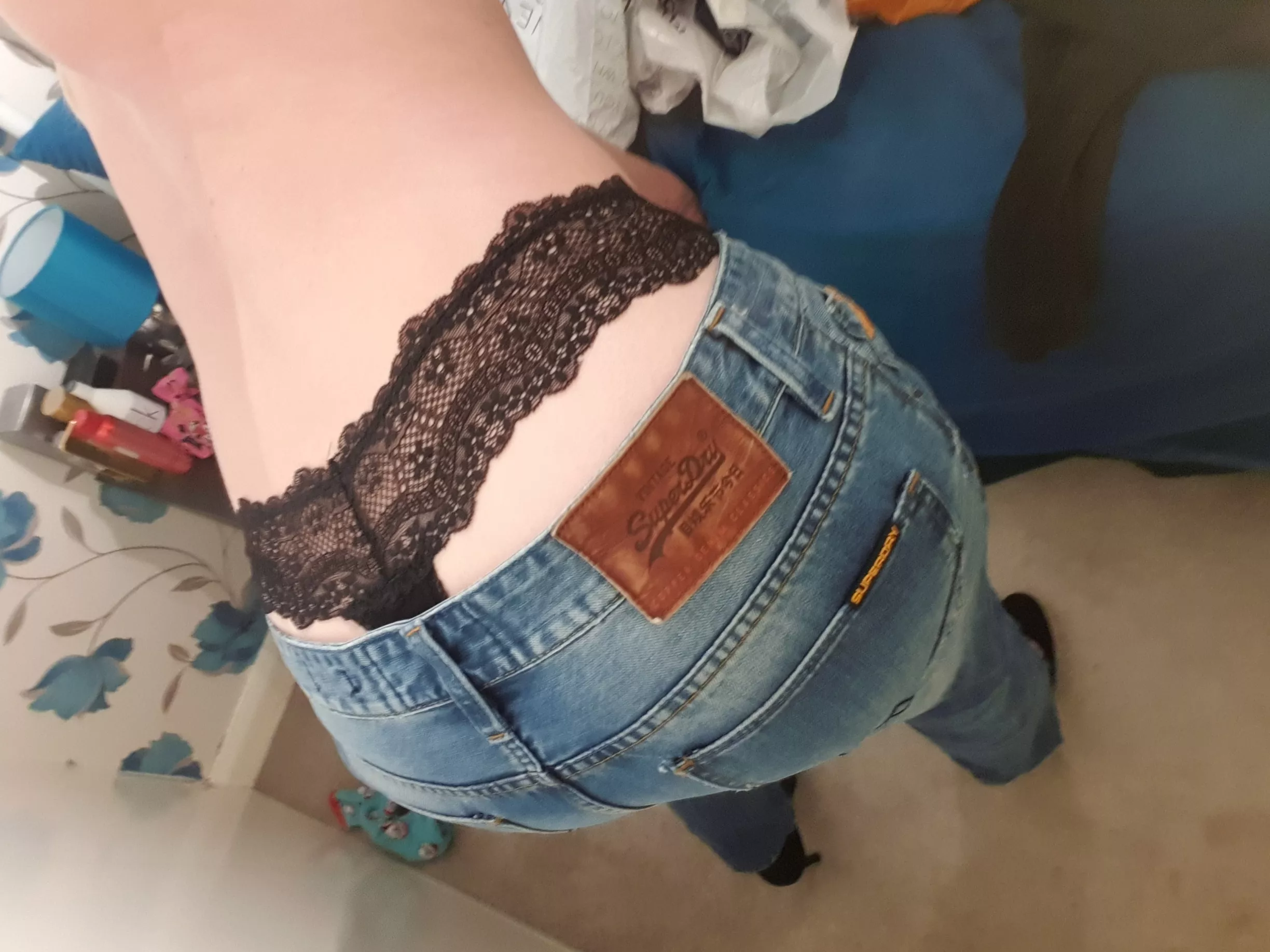 Does my bum look big in these? 🍑 posted by CheatingCuck93