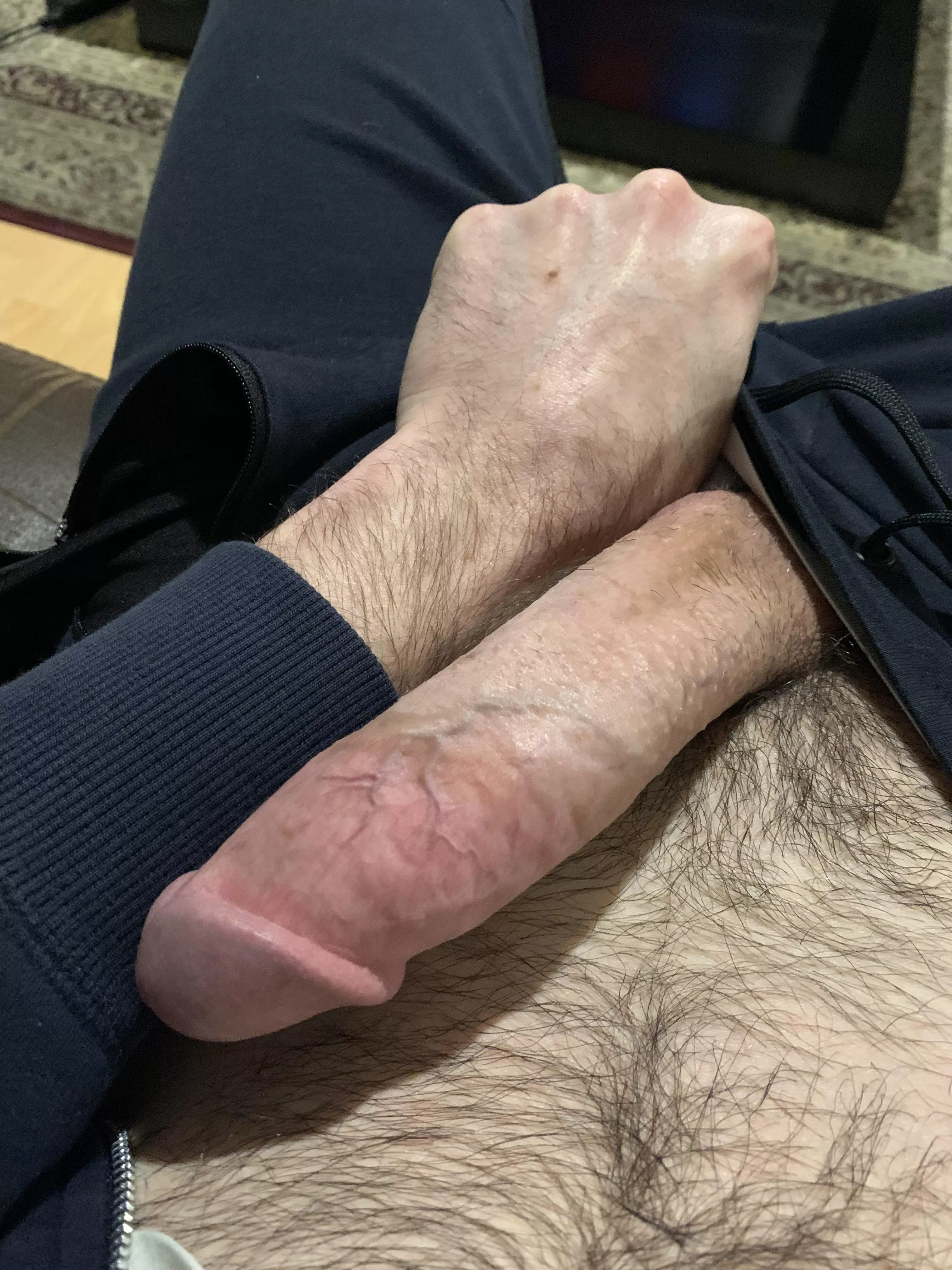 Does my cock deserve a cake? posted by juanvaljuan223