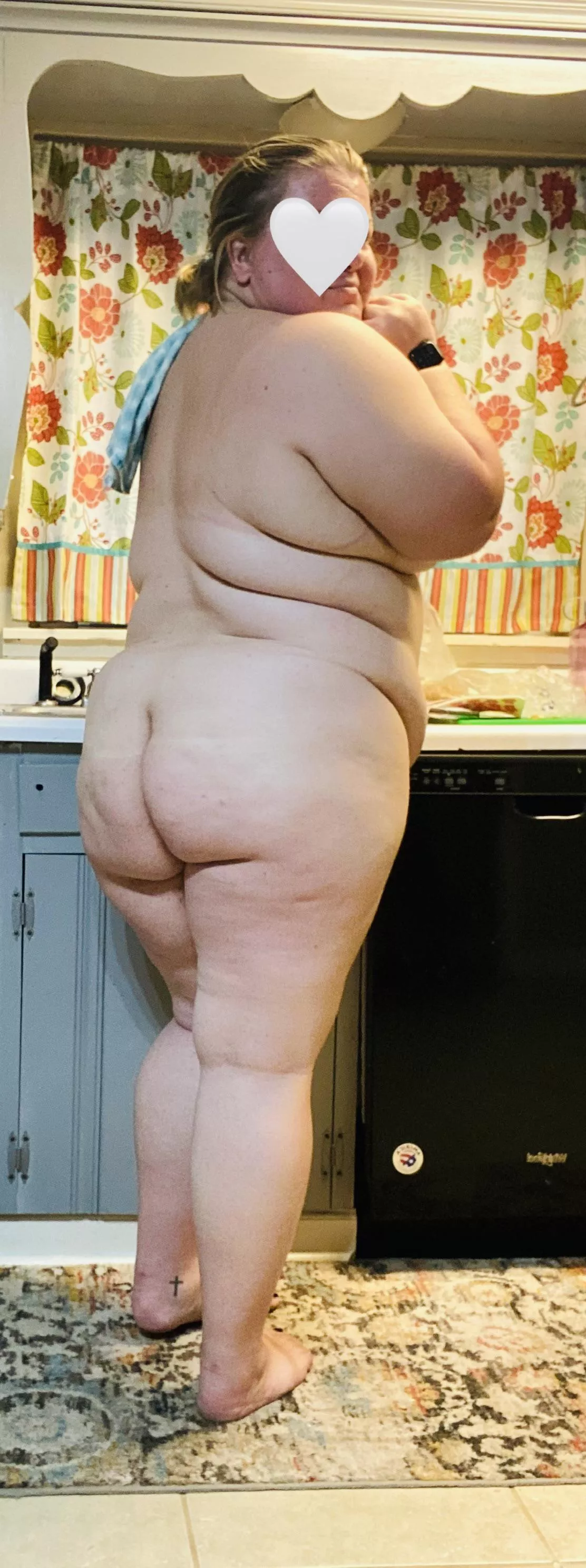 Doesn’t everyone do the dishes naked? posted by ijustneedattention