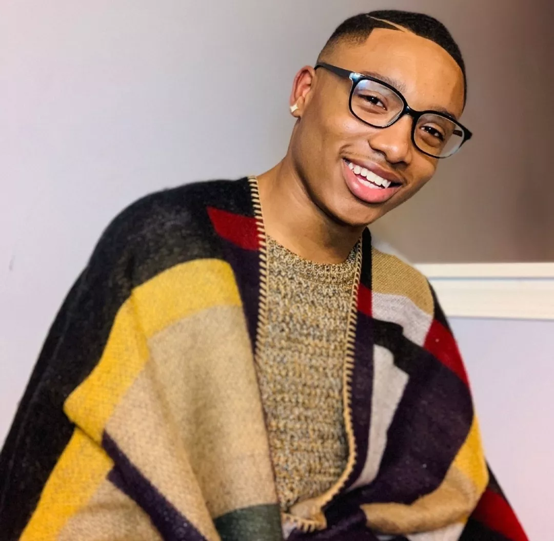 Dremon Cooper Smilin' and Stylin' posted by [deleted]