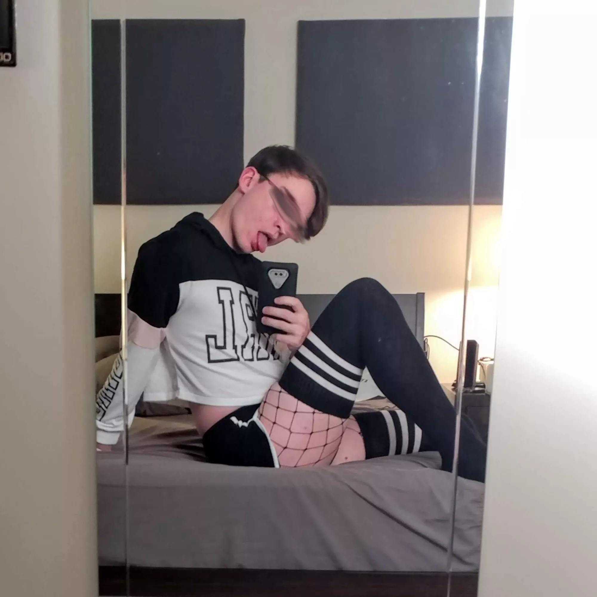 dressing like a slutty e-girl was the best way to improve my self image 🥰 posted by Engineered_Slut