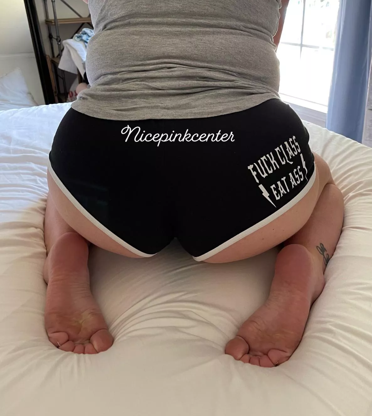 Eat my ass, massage my feet, and fill me up … pretty please? posted by NicePinkCenter