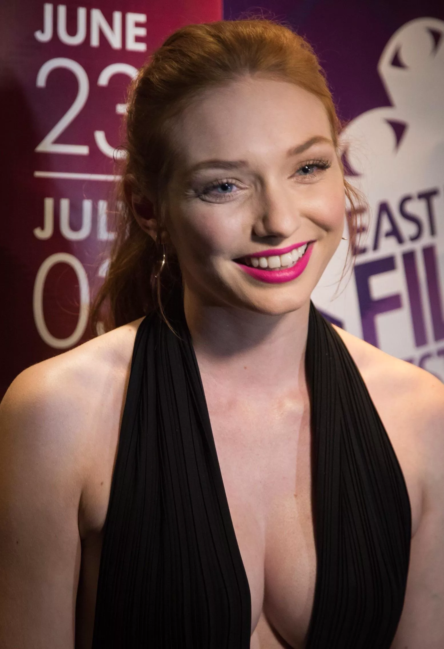 Eleanor Tomlinson posted by CASHMERE1977