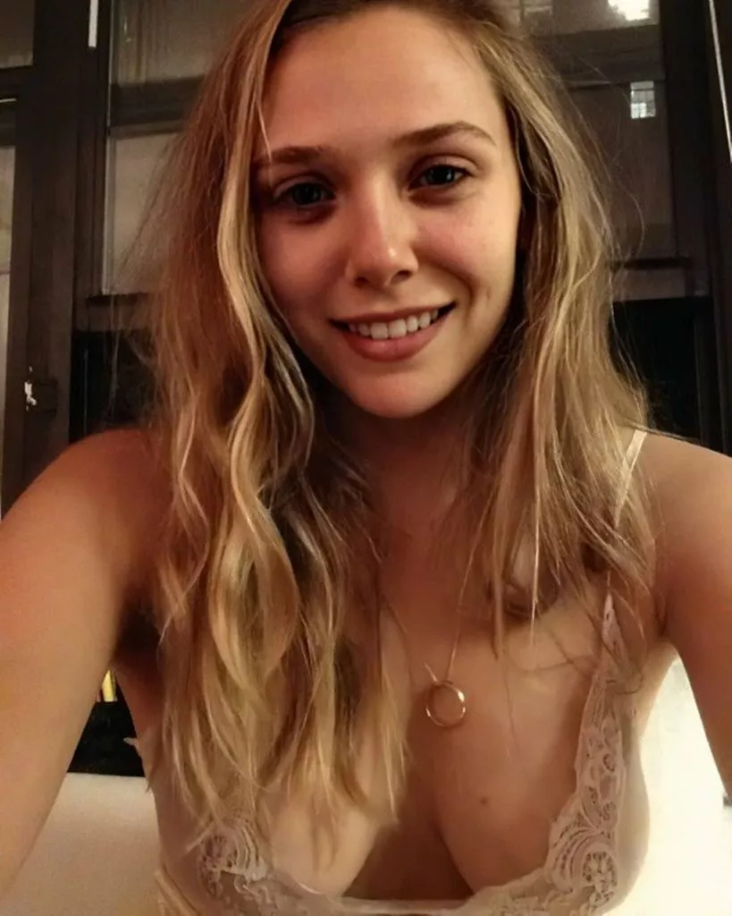 Elizabeth Olsen posted by berserkmanufacturer1